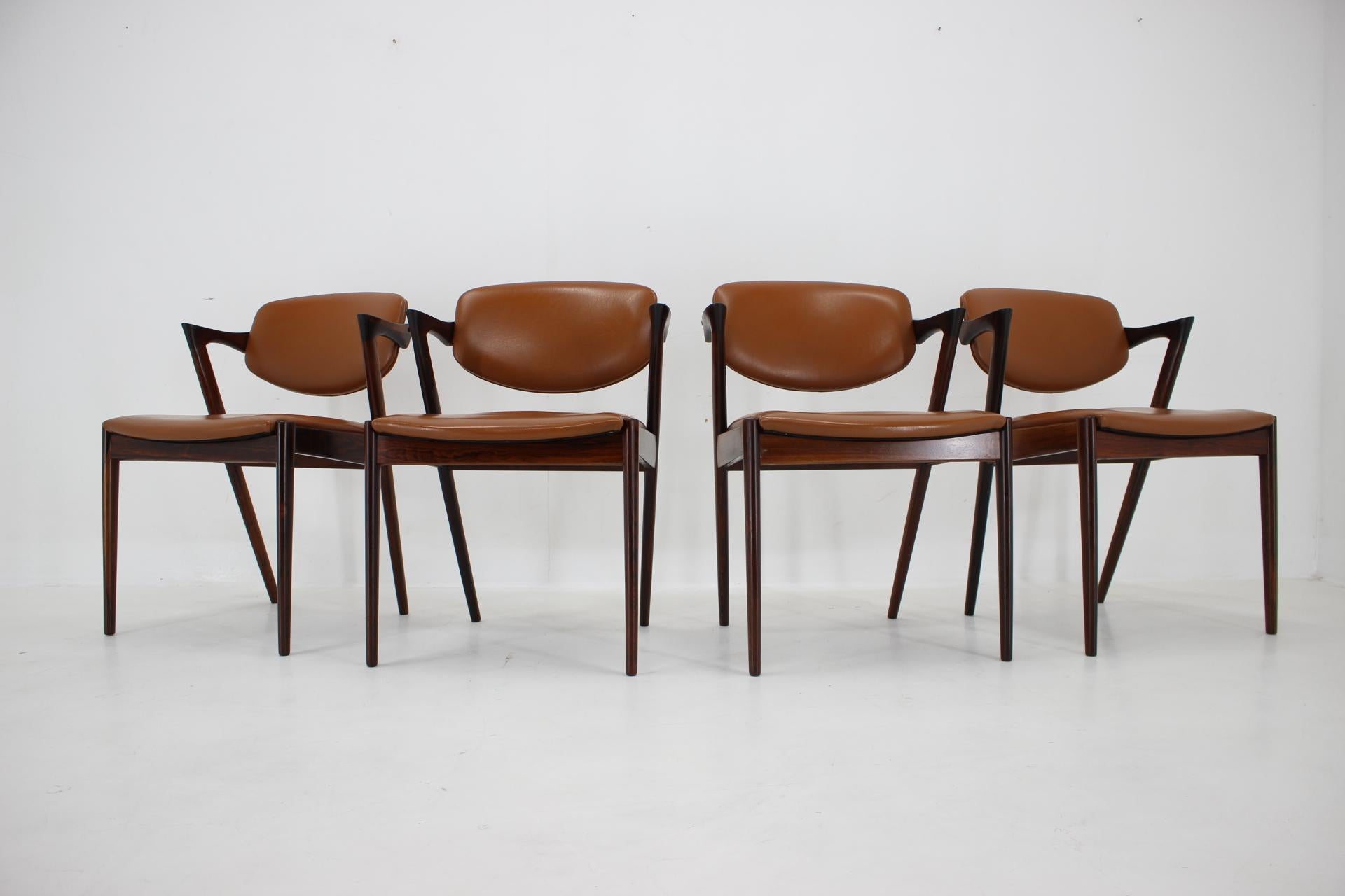 Mid-Century Modern 1960s Kai Kristiansen Model 42 Dining Chairs in Palisander, set of 4 For Sale