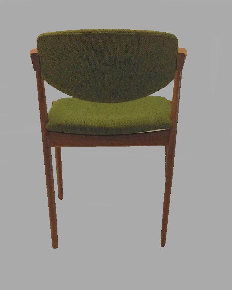 1960's Kai Kristiansen Model 42 Oak Dining Chairs  In Good Condition In Knebel, DK
