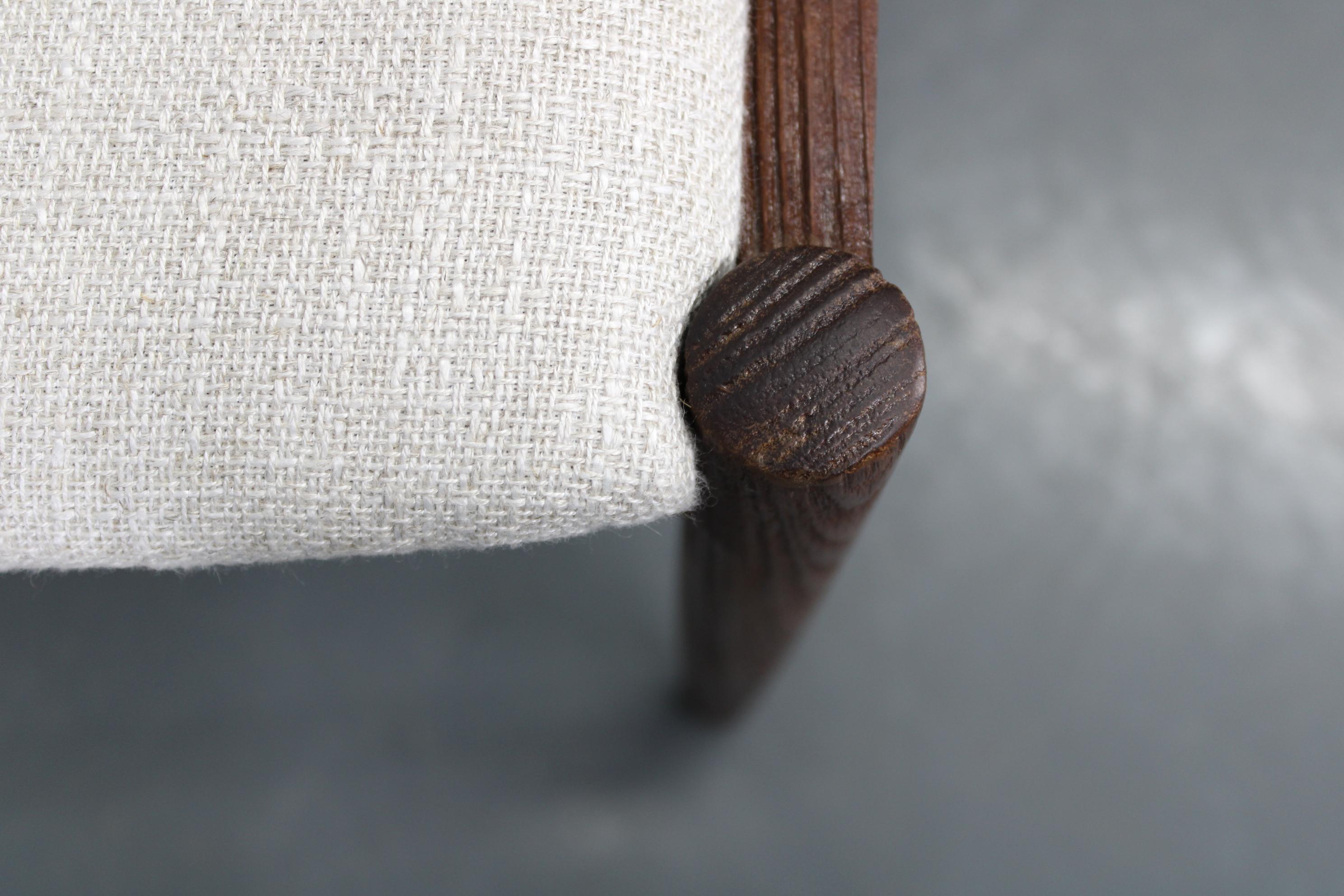 1960s Kai Kristiansen Set of Four Restored Teak Dining Chairs (Ensemble de quatre chaises de salle à manger en teck restaurées) en vente 4