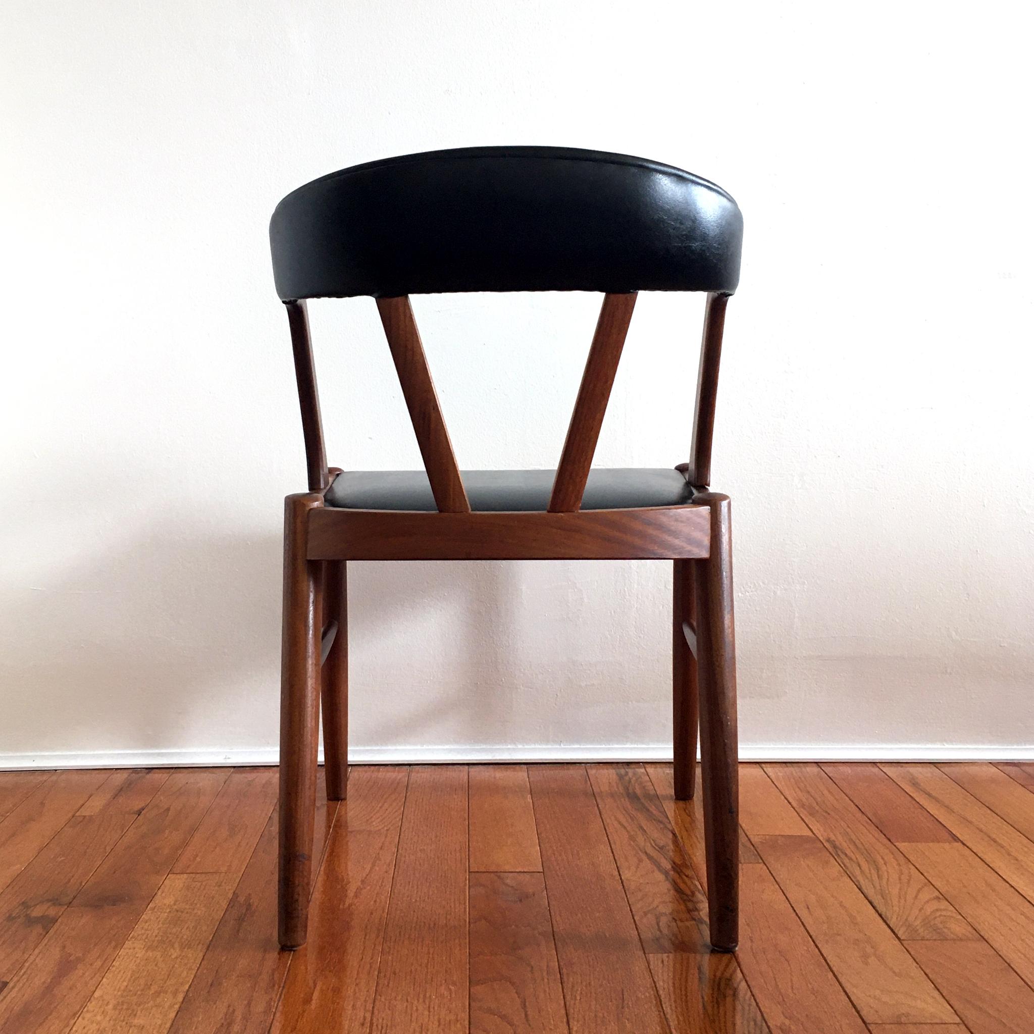 1960's Kai Kristiansen Style Midcentury Teak and Black Chair In Good Condition In New York, NY