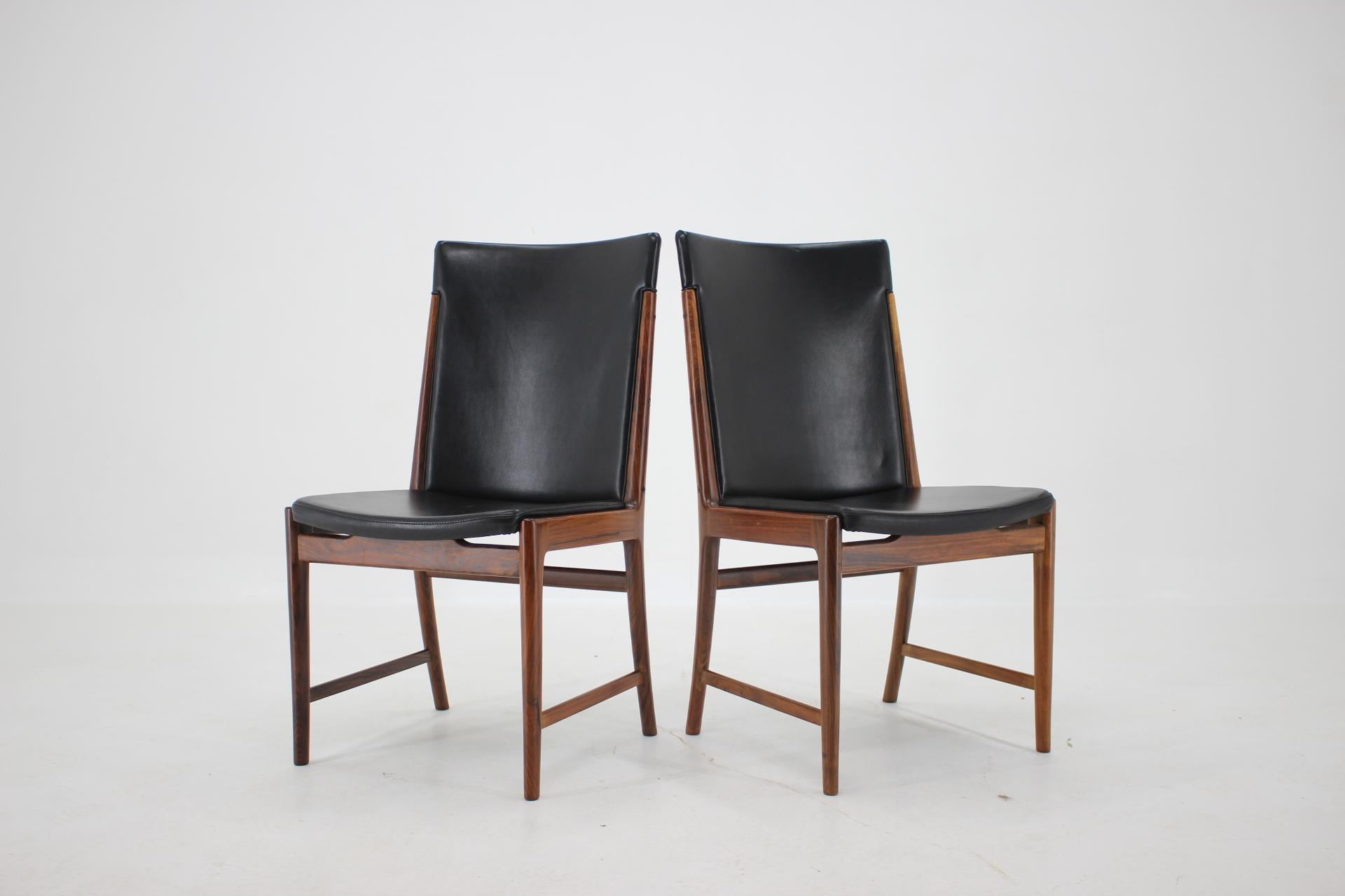 1960s Kai Lyngfelt-Larsen Set of Eight Palisander/Leather Dining Chairs In Good Condition In Praha, CZ