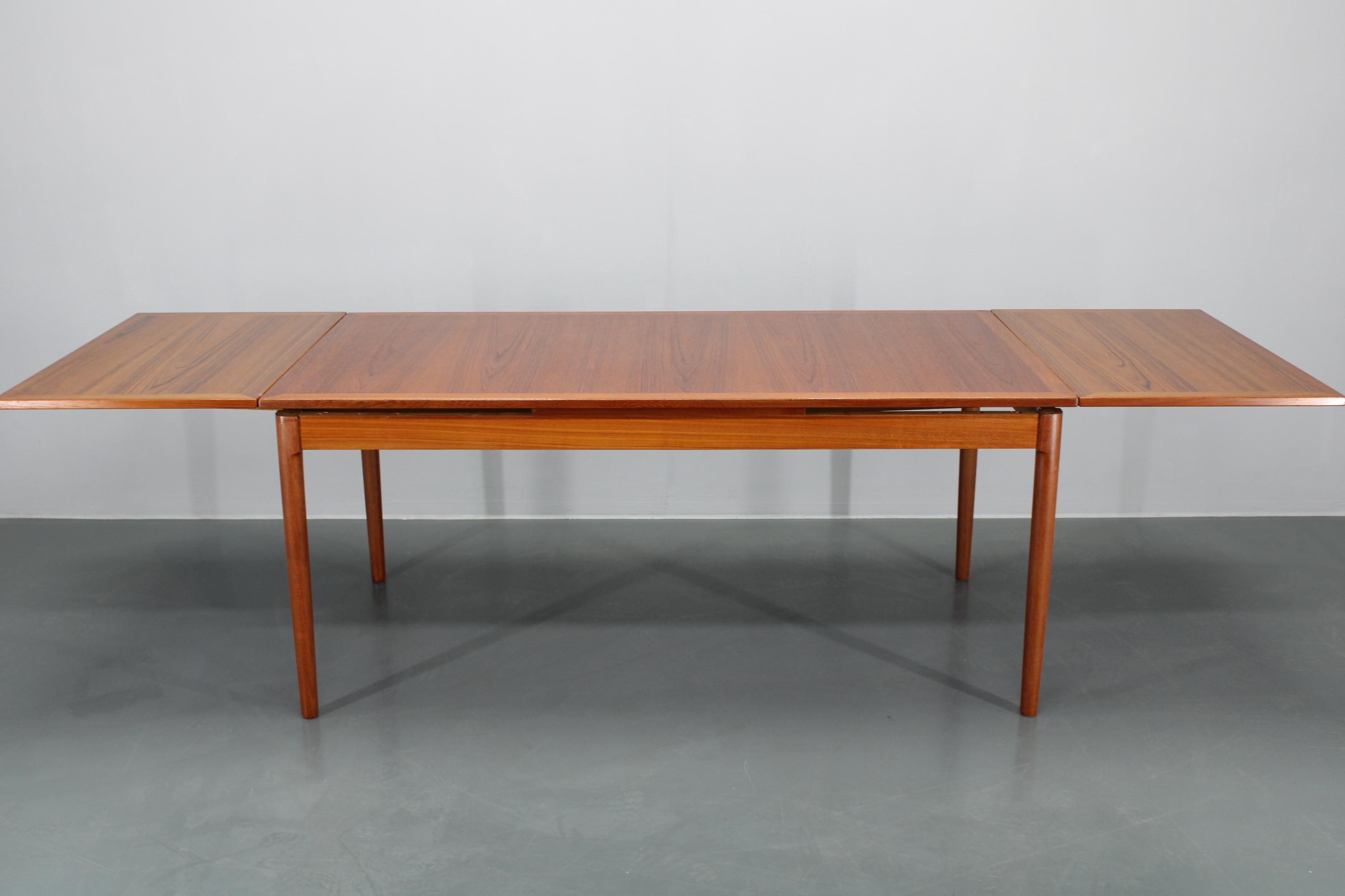1960s Kai Winding Large Teak Extendable Dining Table Model 16, Denmark For Sale 7