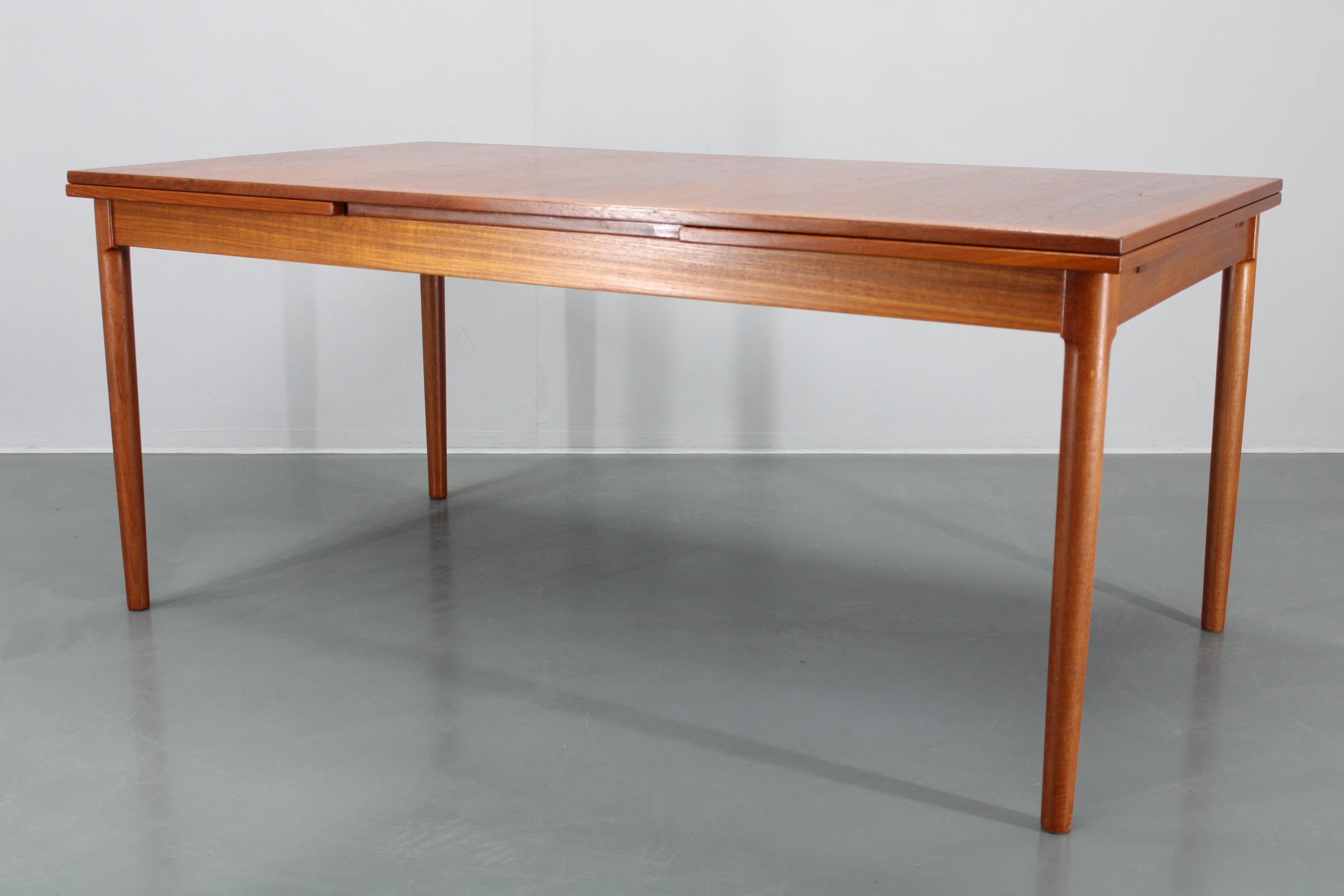 1960s Kai Winding Large Teak Extendable Dining Table Model 16, Denmark For Sale 1