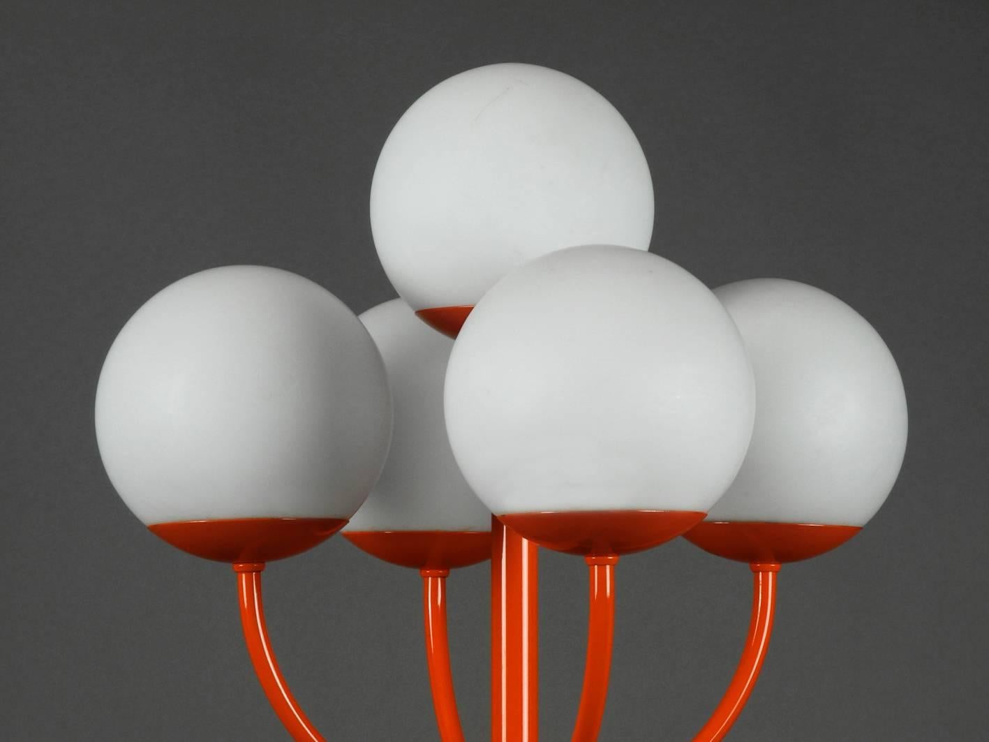 1960s Kaiser Metal Floor Lamp in Orange Atomic Design Space Age Pop Art In Good Condition In München, DE