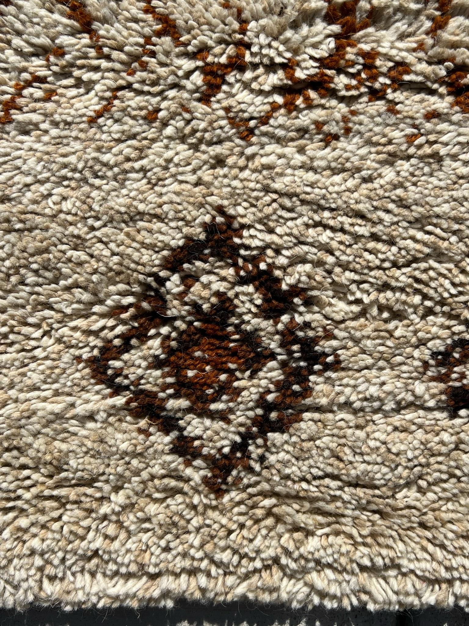 Metà XX secolo Tappeto KARL EYBL 1960 Crema Marrone Diamanti Lana INUTILE Moderno Rya Metà Secolo in vendita