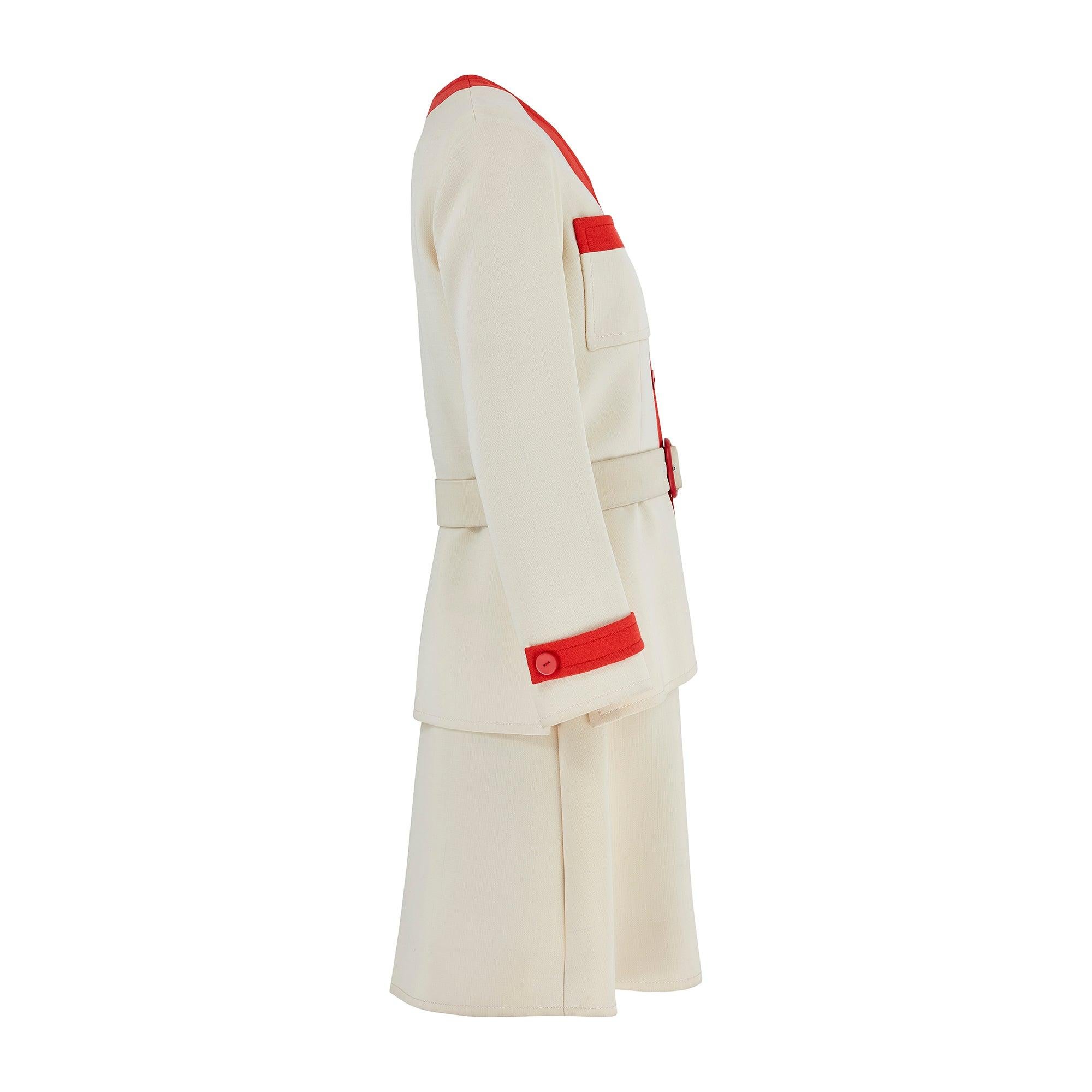 Mentre il marchio fa il suo ritorno ai giorni nostri, prendi un pezzo di Chloé originale e raro degli anni '60 con questo completo a due pezzi, realizzato nel decennio in cui Karl Lagerfeld prese il posto della fondatrice, Gabis Aghion.  Rimase