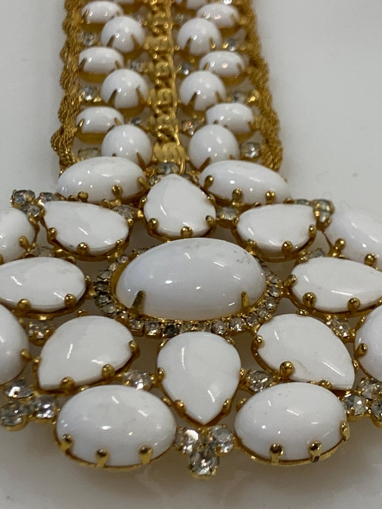 1960s Kenneth Jay Lane Jeweled Gold-Tone Belt w/ Milk Glass & Rhinestones  For Sale 5