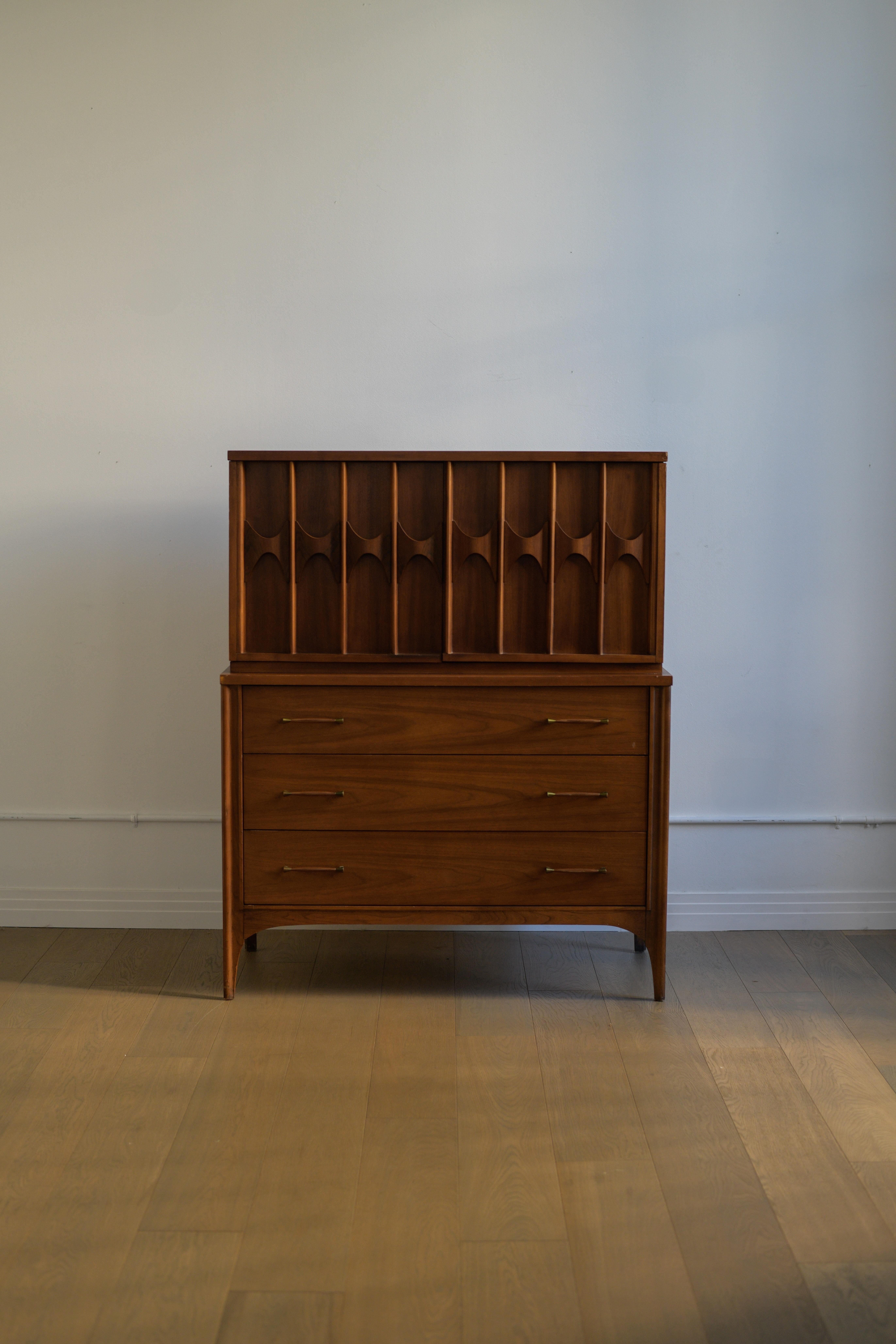 Comò highboy Kent Coffey Perspecta del 1960 in vendita 2