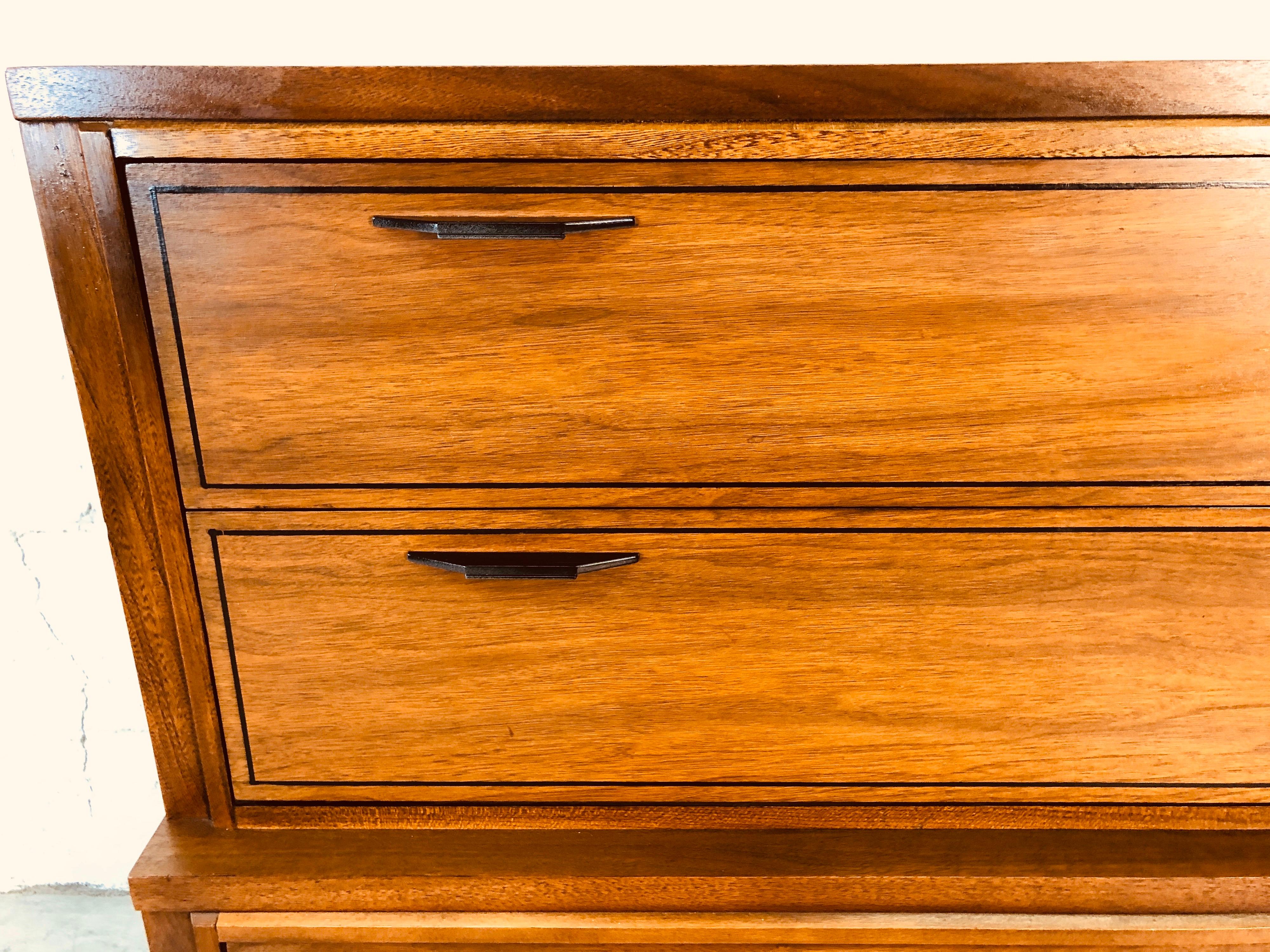 1960s Kent Coffey Tempo Walnut Tall Dresser In Good Condition For Sale In Amherst, NH