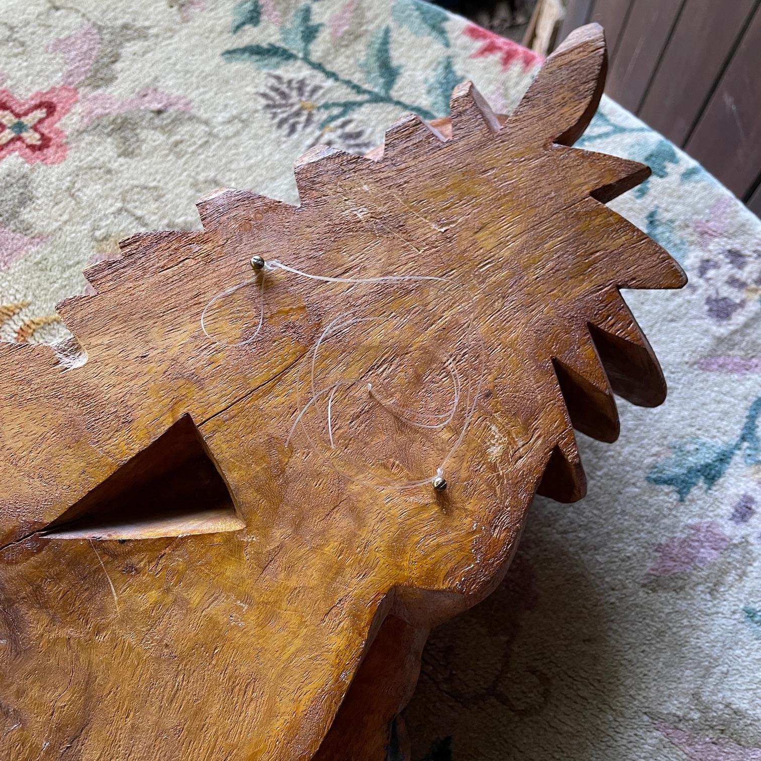 1960 Kenia Cebra Escultura de madera Colgante de pared Relieve Caprichoso Caballo esponjoso en venta 6