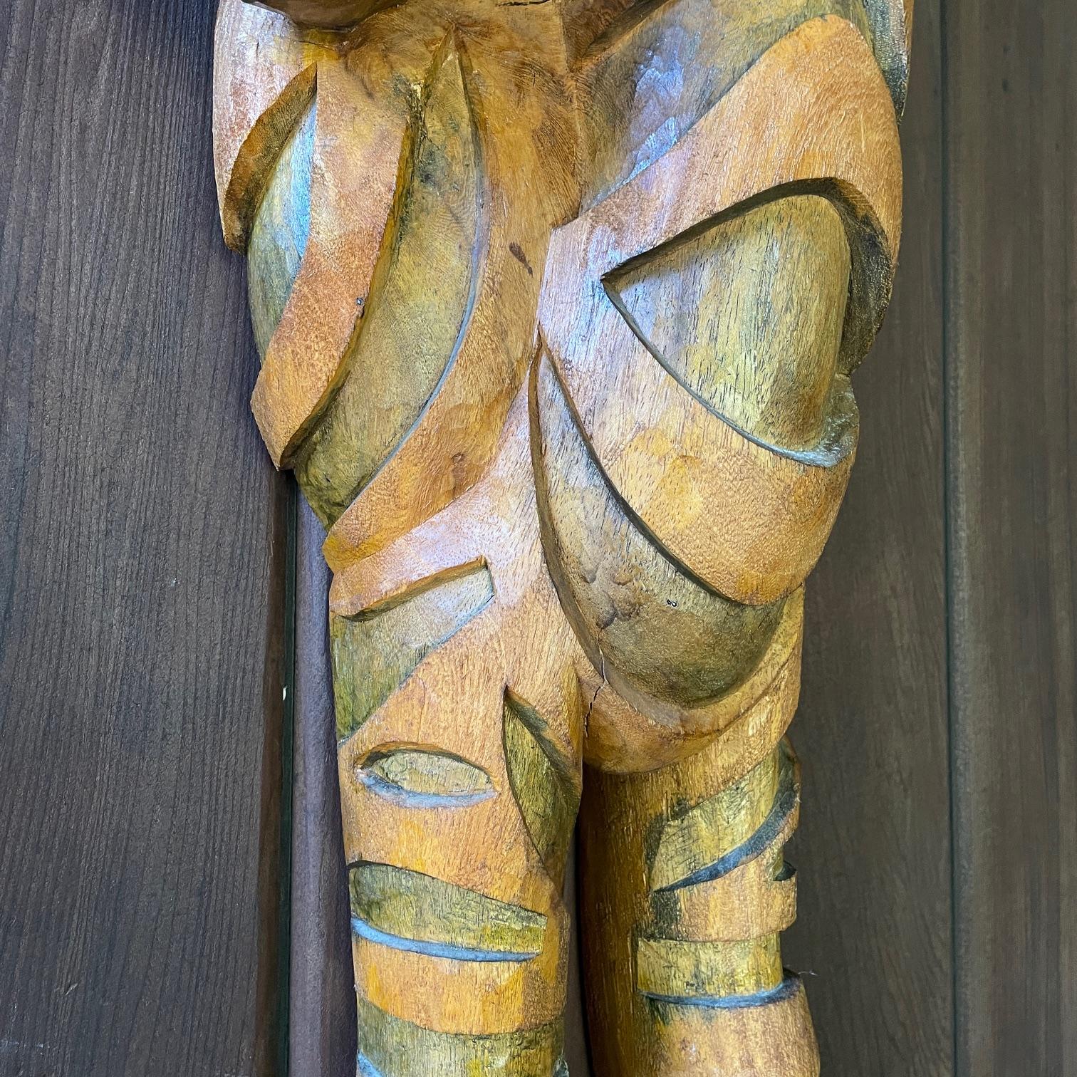 1960 Kenia Cebra Escultura de madera Colgante de pared Relieve Caprichoso Caballo esponjoso en venta 1