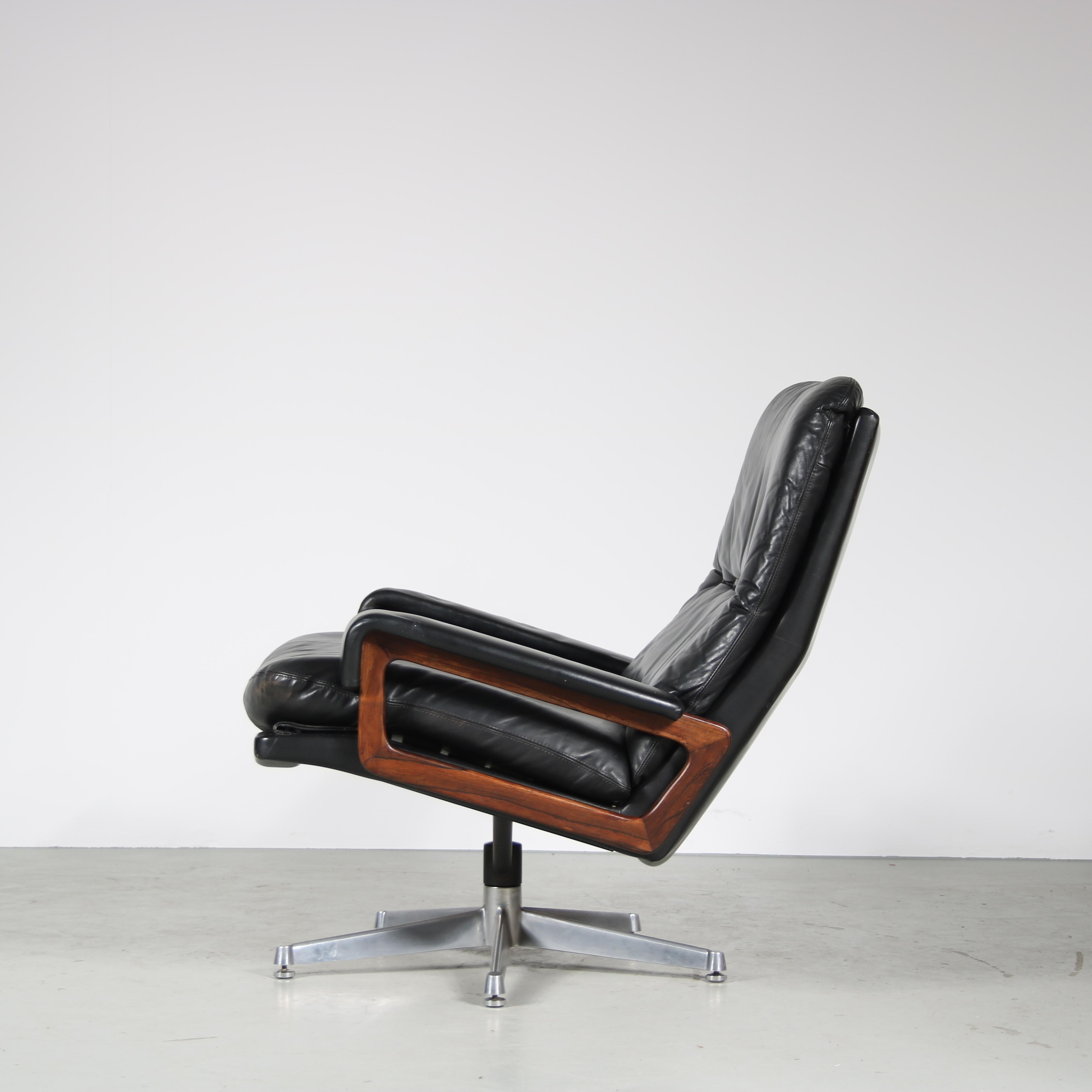Swiss 1960s “King” Lounge chair by André Vandenbeuck for Strässle, Switzerland