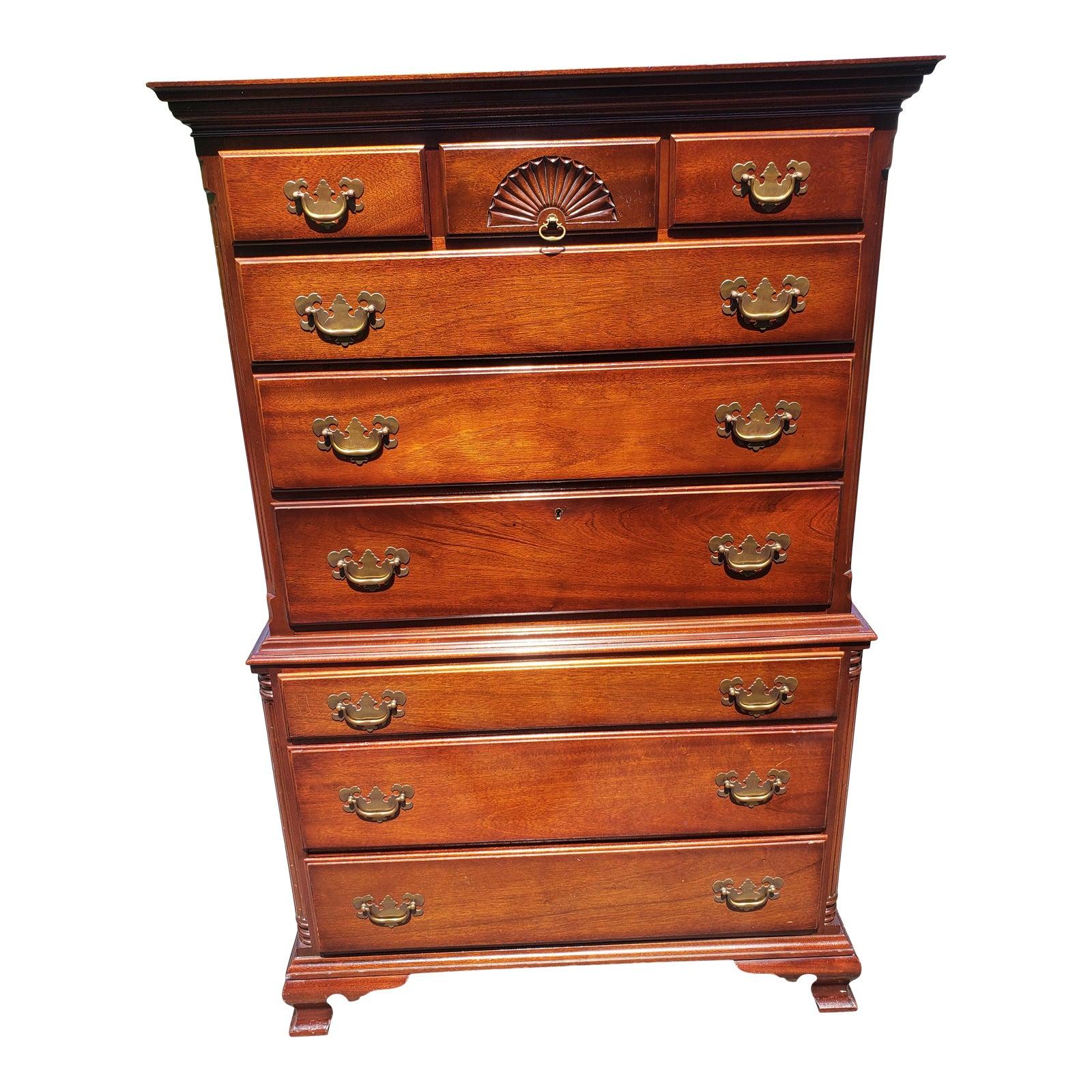1960s Kling Furniture Certified Genuine Mahogany Chest on Chest of Drawers For Sale