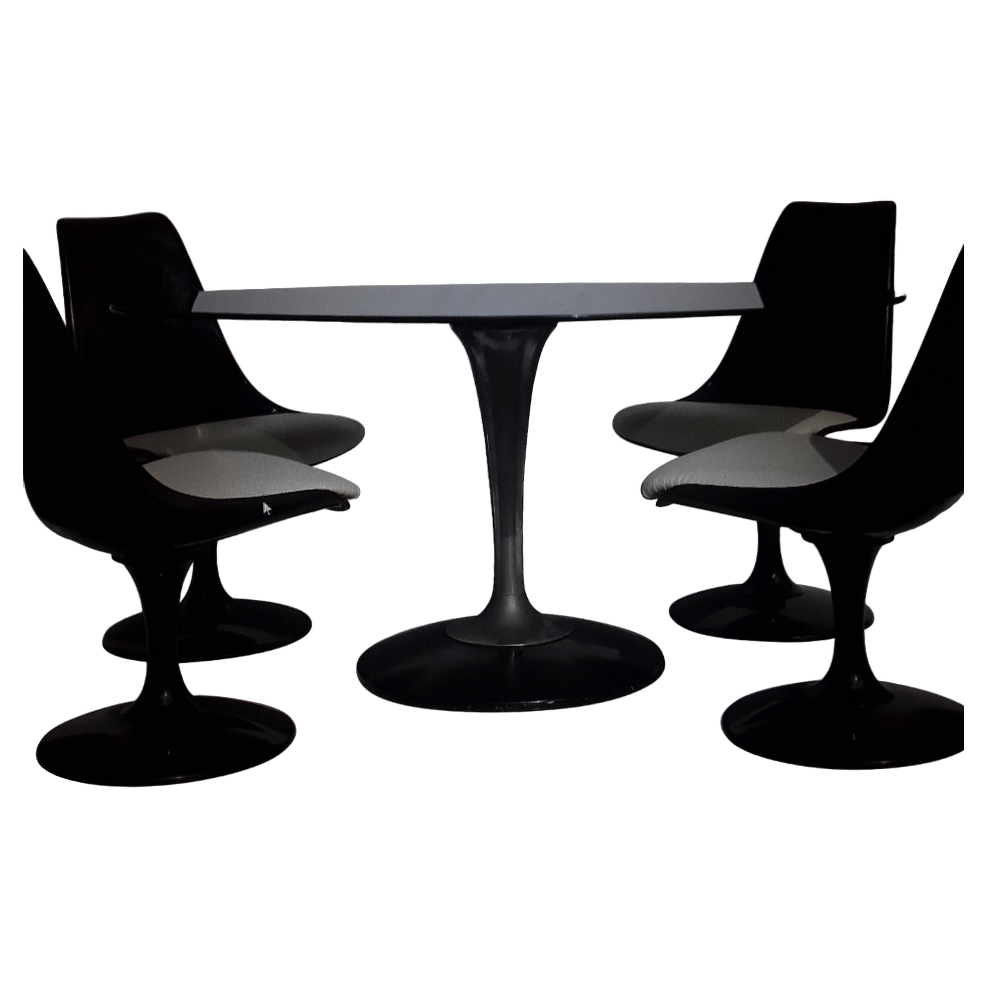 1960's Knoll Style Black 5 Piece Dining Set Black Glass Scoop Back Seats For Sale