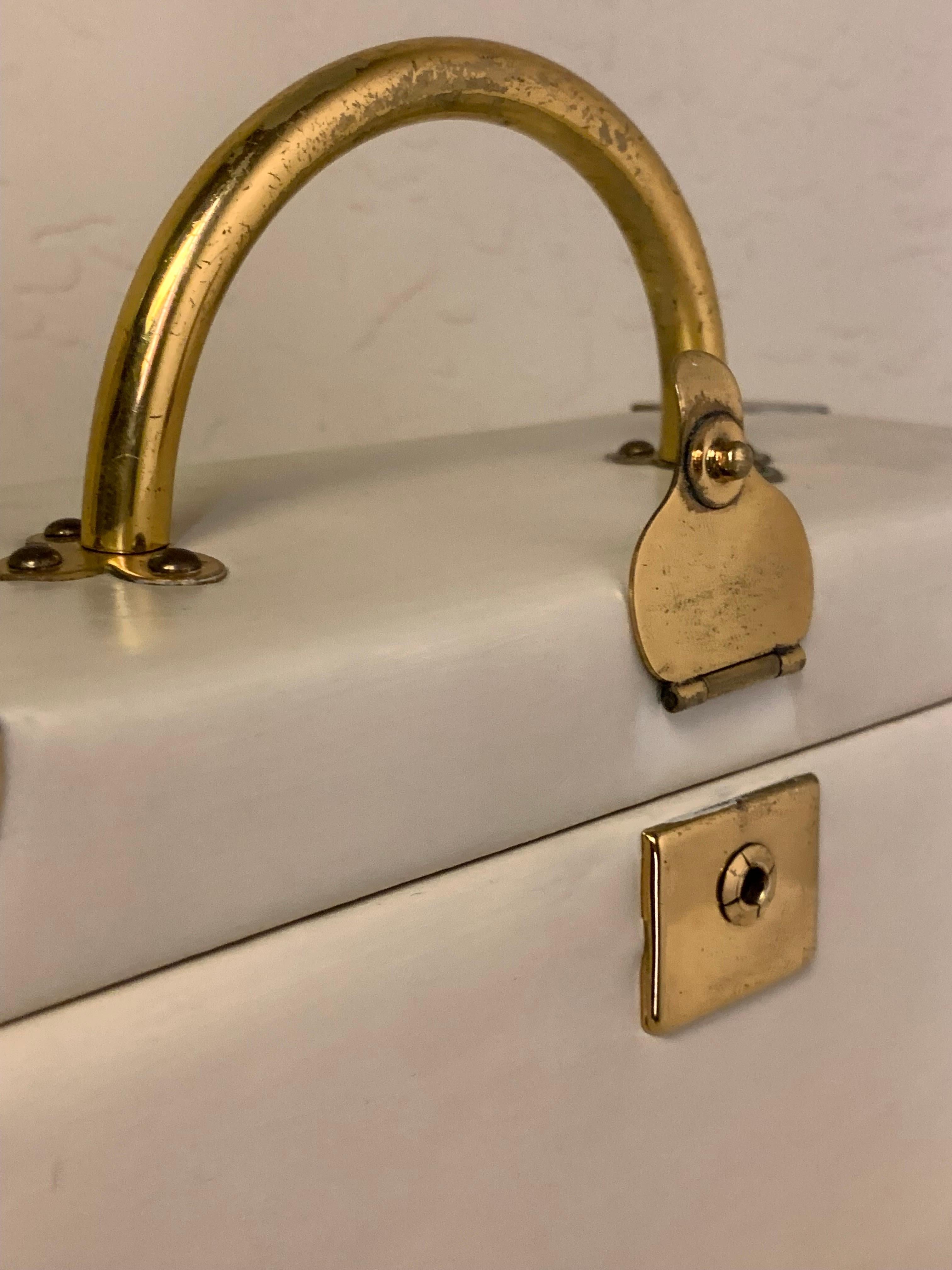 1960s Koret Bone Glazed Leather Box Bag w Brass Corner Fittings Hinges & Handle 2