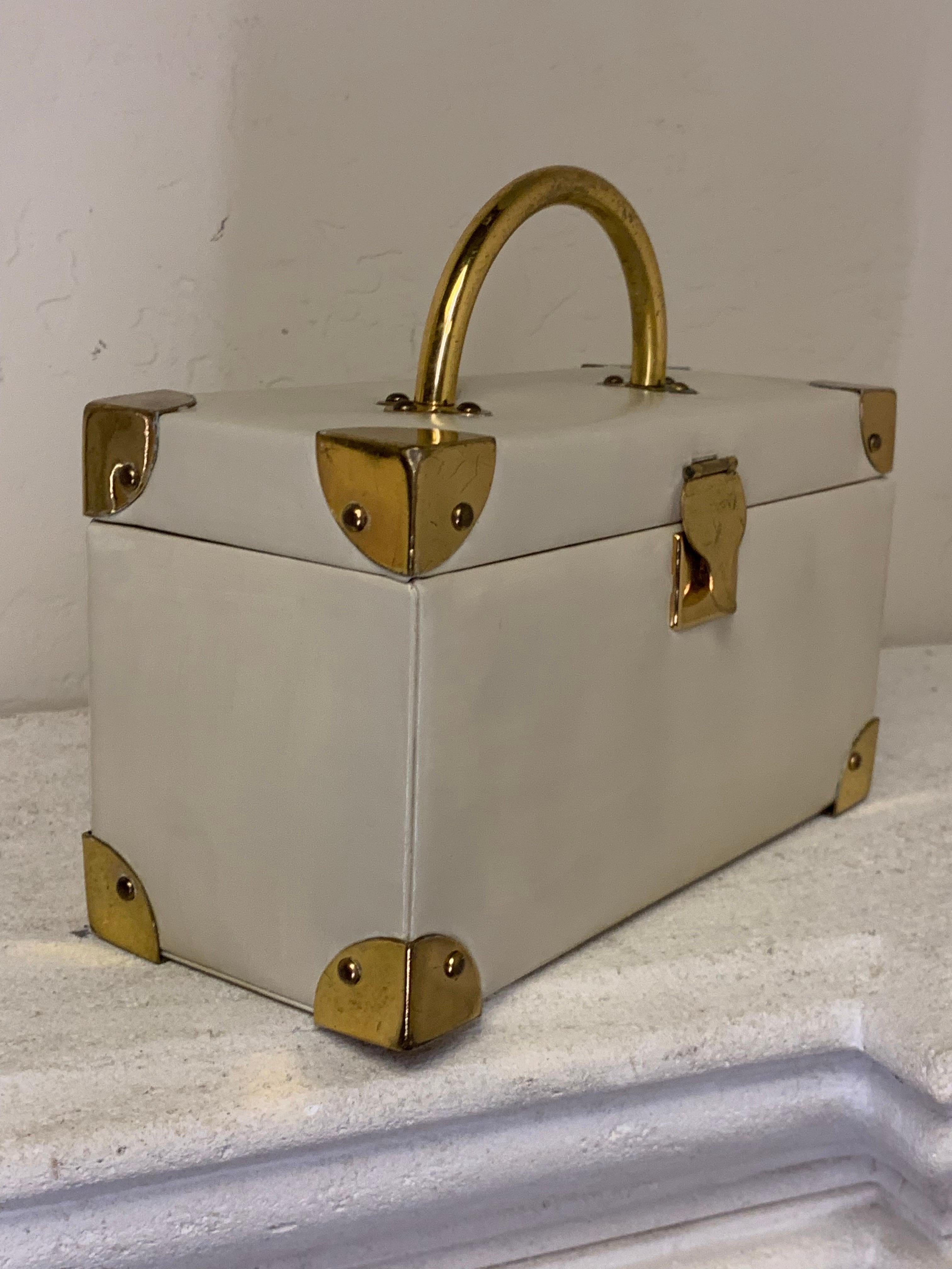 1960s Koret Bone Glazed Leather Box Bag w Brass Corner Fittings Hinges & Handle 3