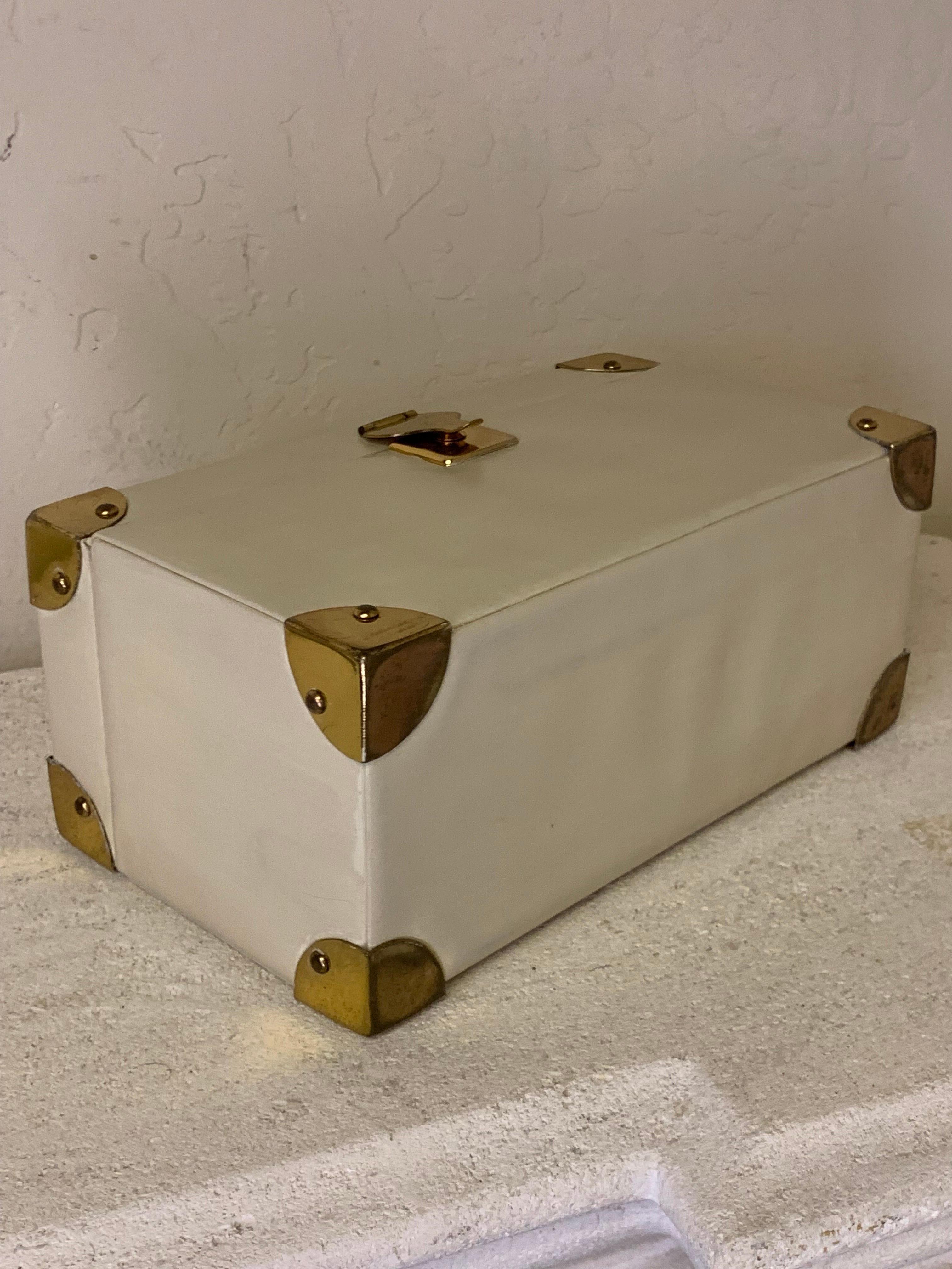 1960s Koret Bone Glazed Leather Box Bag w Brass Corner Fittings Hinges & Handle 5
