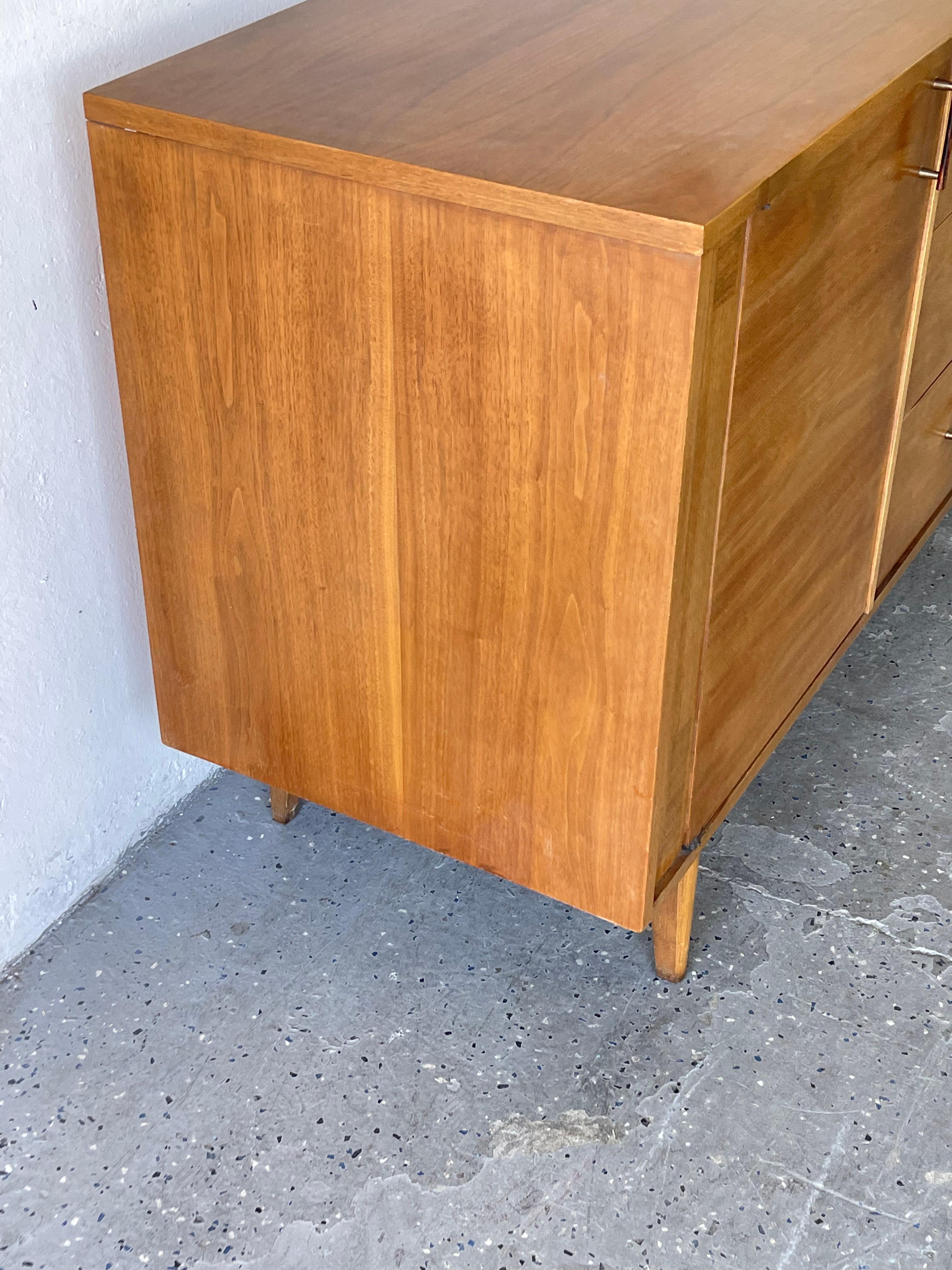 Mid-20th Century 1960s Kroehler Mid-Century Modern Walnut Lowboy Dresser with Rosewood Handles For Sale