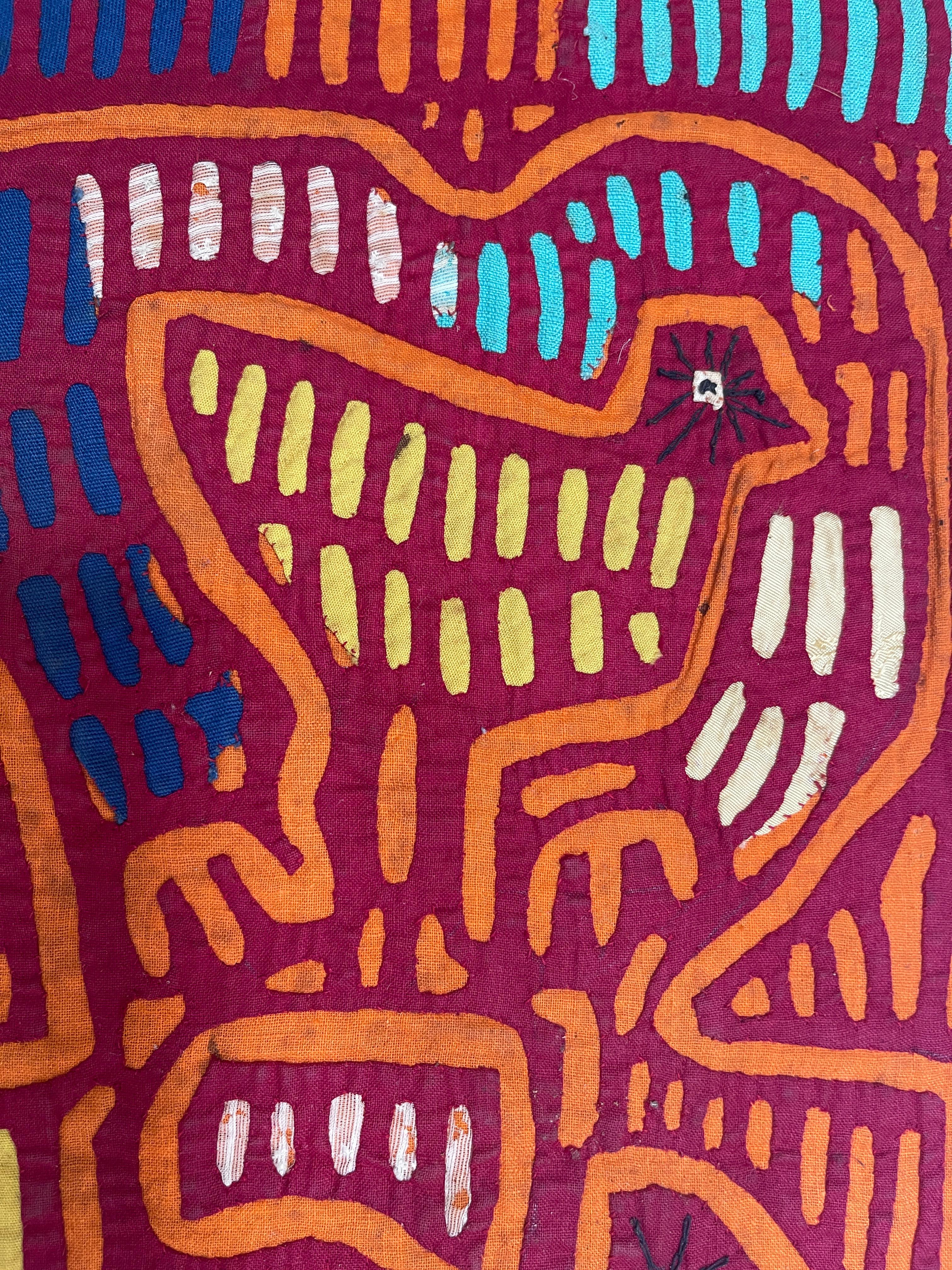 1960's Kuna Mola Tropical Birds Cotton Applique Tapestry In Good Condition For Sale In New York, NY
