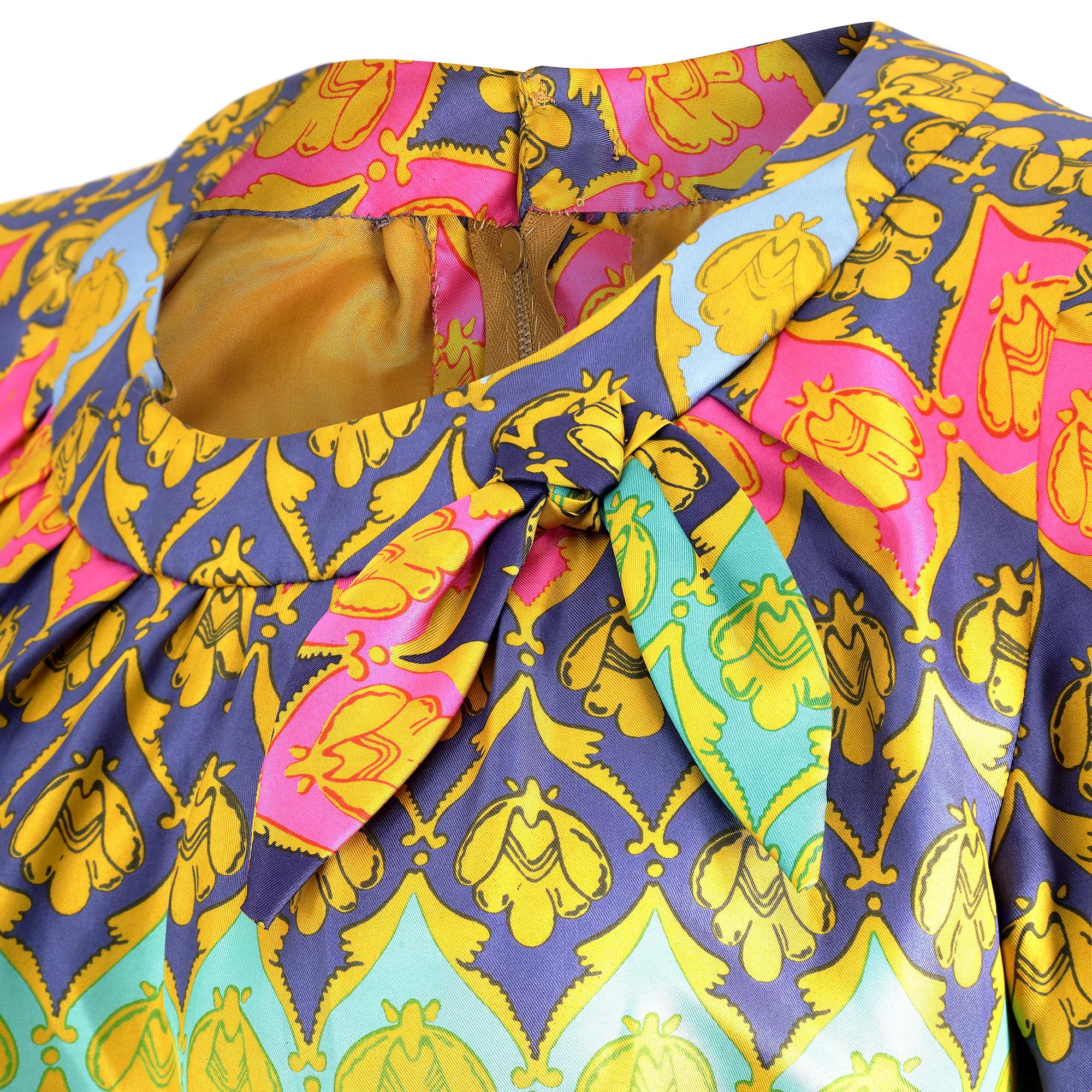 1960s Lachasse Bee Pattern Silk Dress In Good Condition For Sale In London, GB