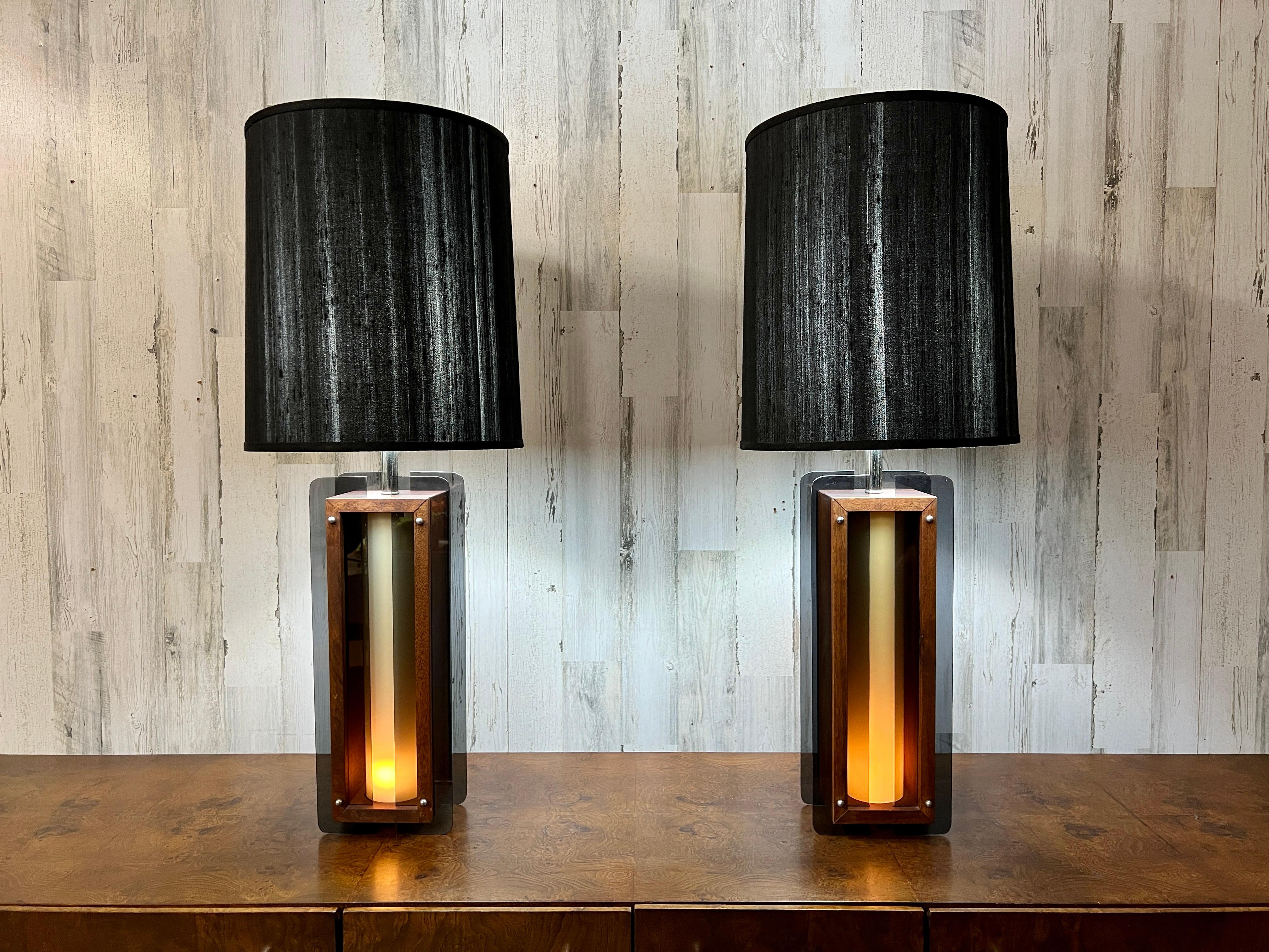 1960s Lamps in Chrome, Smoked Lucite and Walnut For Sale 9