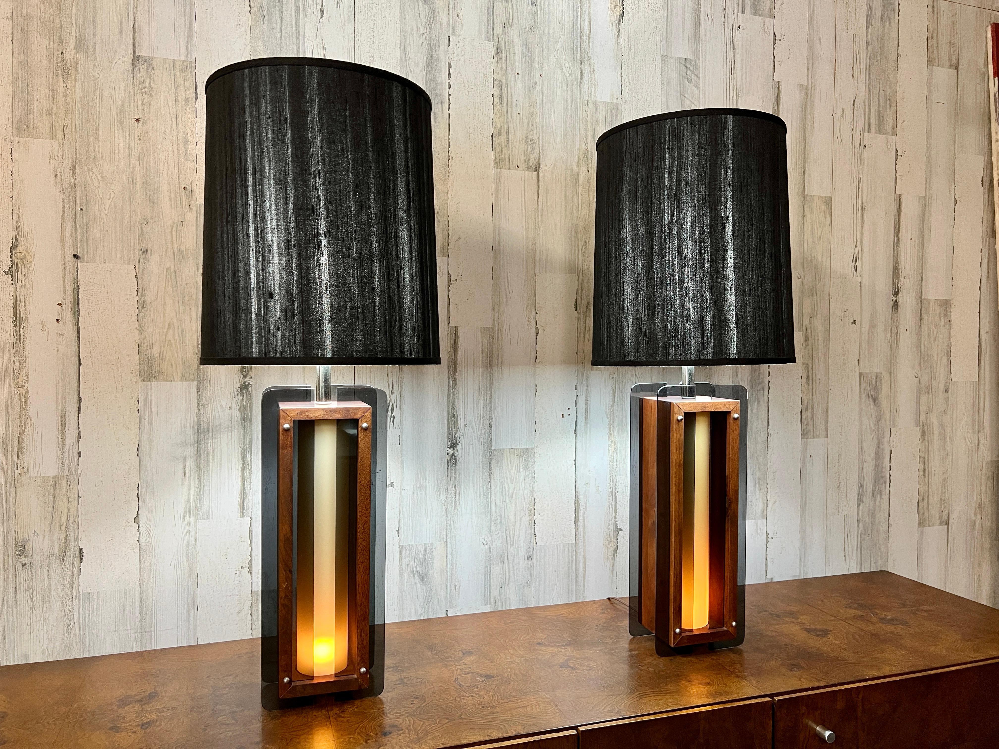 1960s Lamps in Chrome, Smoked Lucite and Walnut For Sale 10