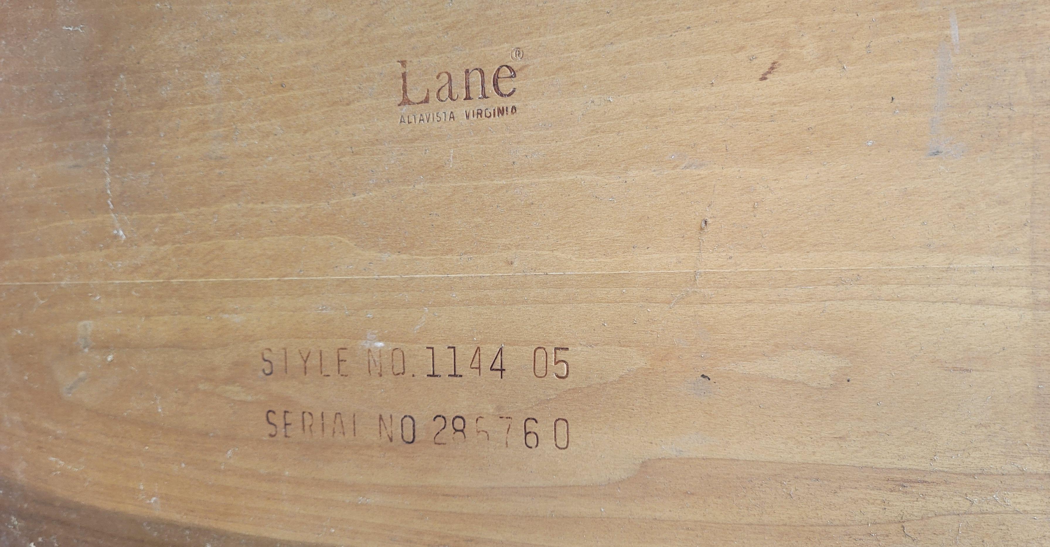 Lane Altavista Zwei Beistelltische mit Formica-Platte aus den 1960er Jahren im Angebot 1