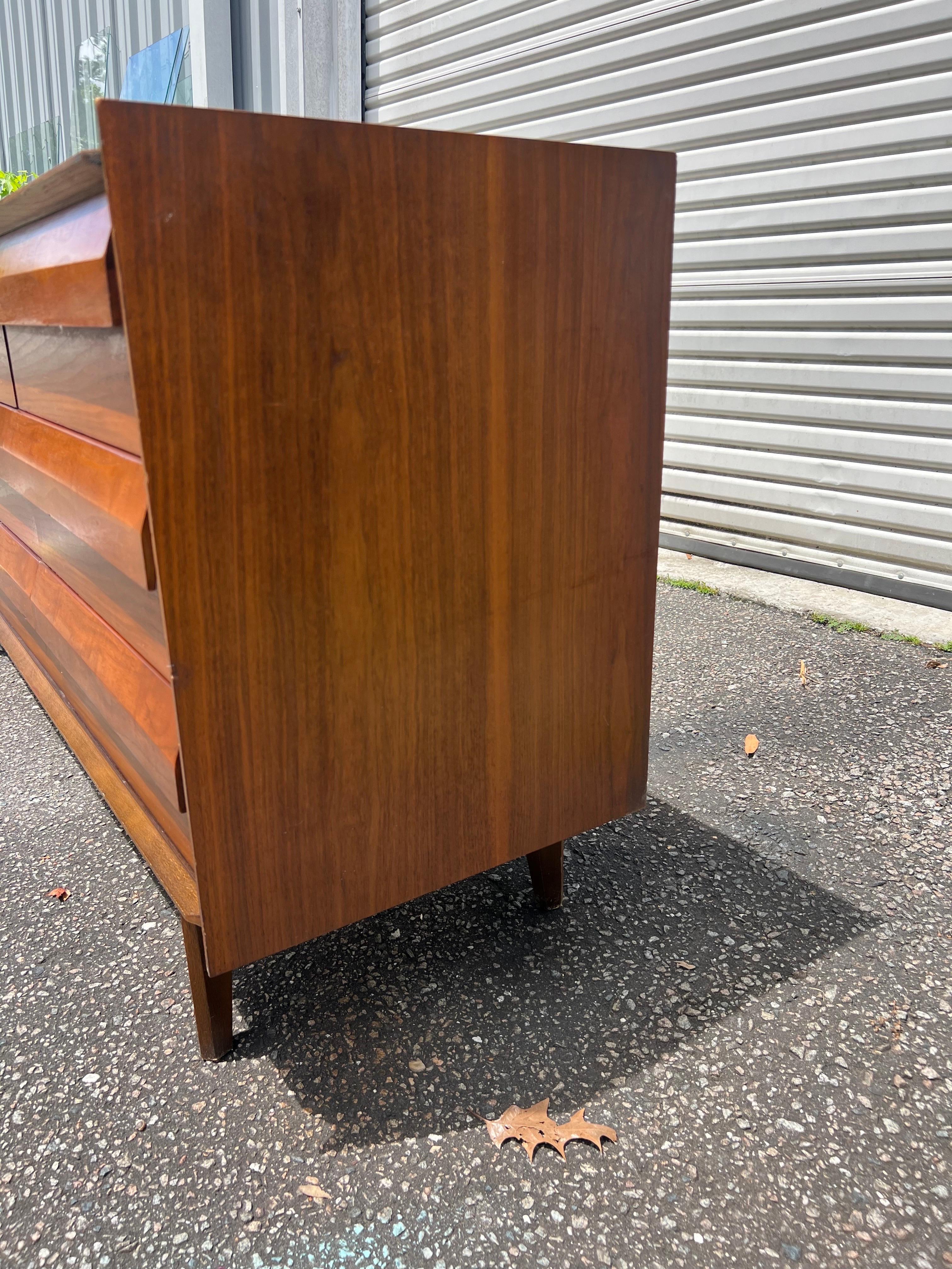 1960s Lane “First Edition” 9 Drawer Walnut Dresser 4