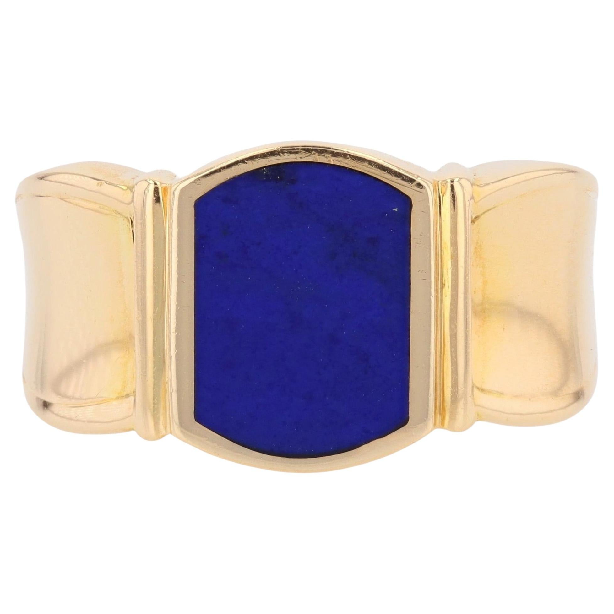 1960s Lapis Lazuli 18 Karat Yellow Gold Signet Badge Ring For Sale