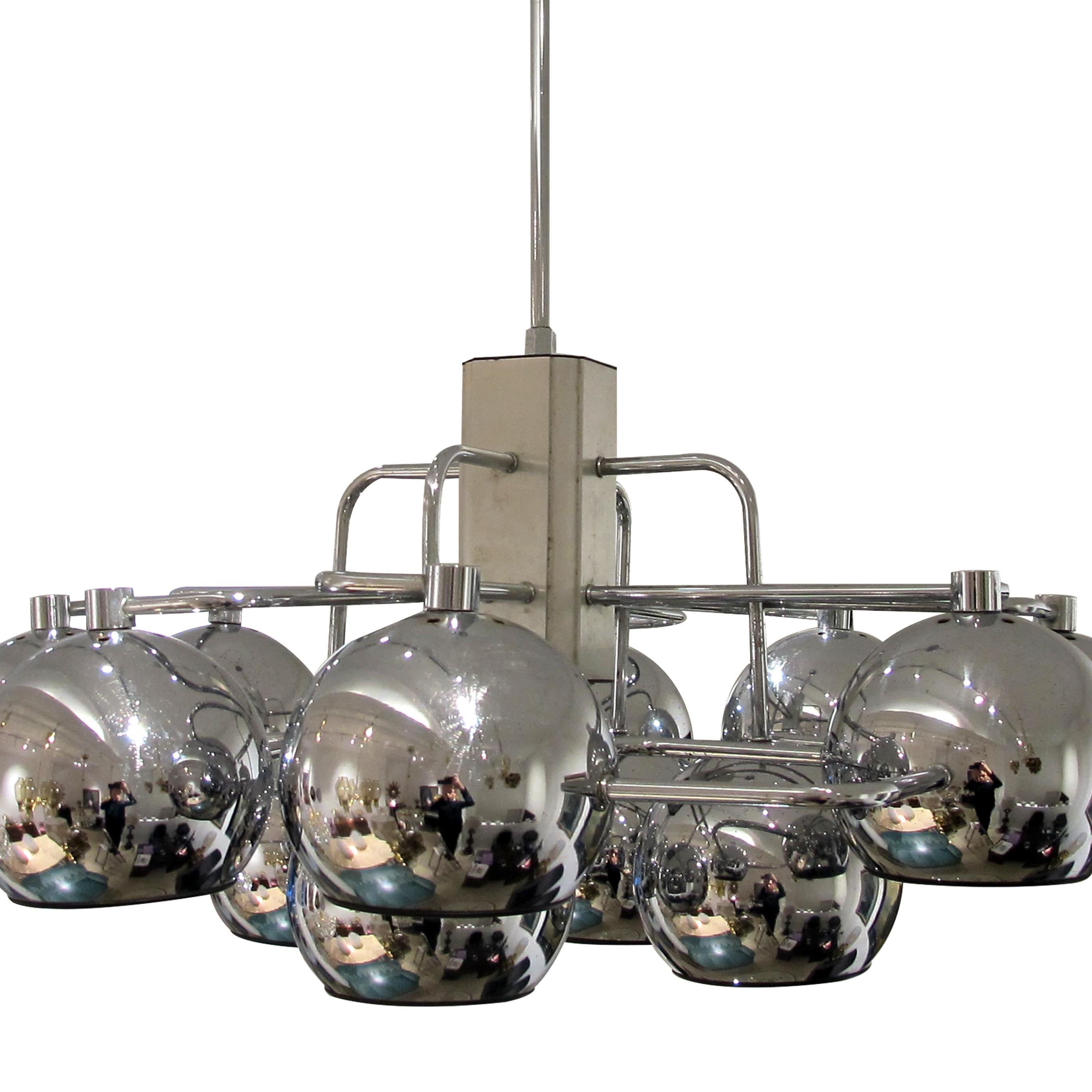 Mid-20th Century 1960s Large 12 Chrome Globes Geometric chandelier by G. Sciolari, Belgian For Sale