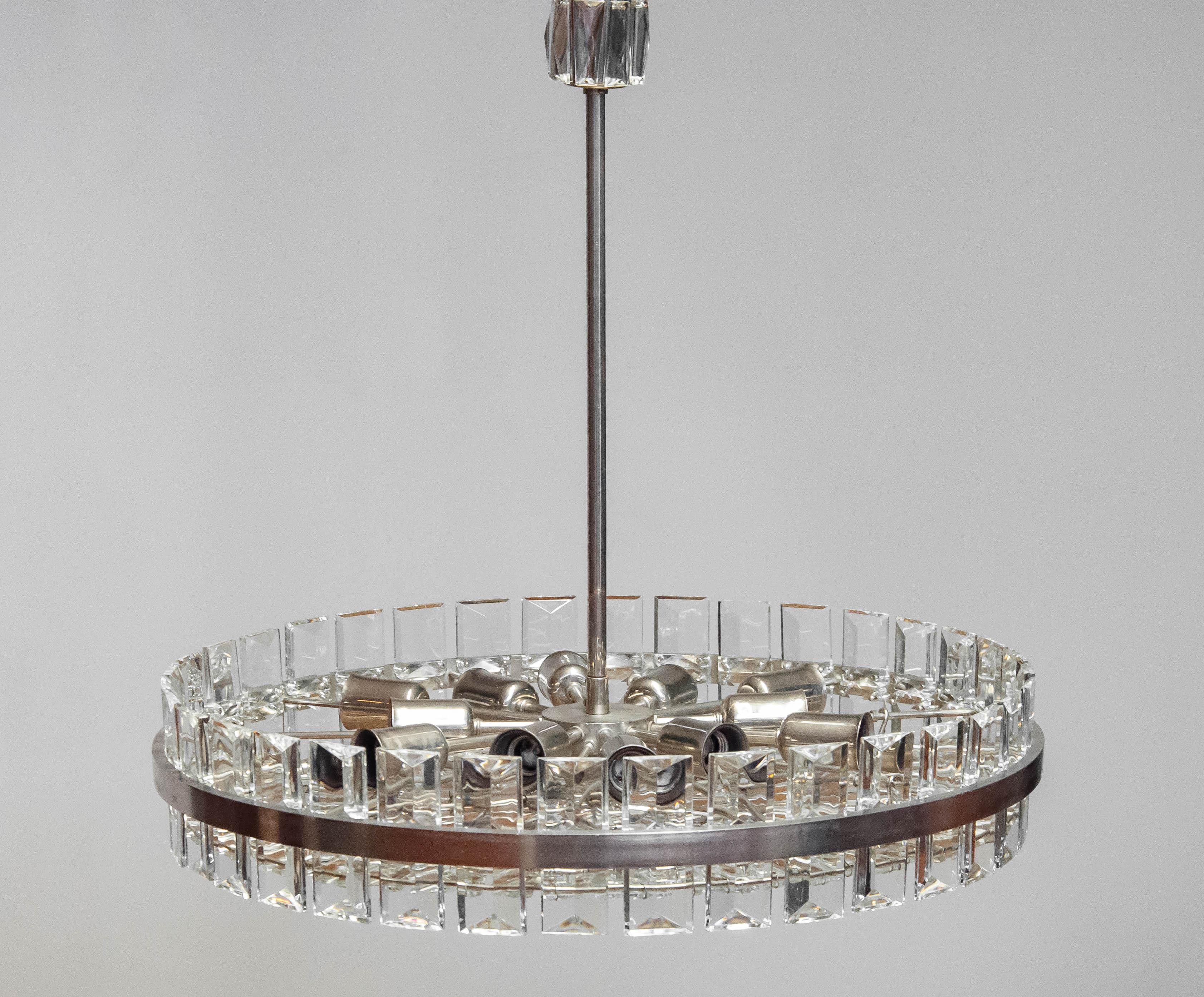 Mid-Century Modern 1960s Large 28' Clear Crystal Chandelier / Flush Mount By Bakalowits & Sohne For Sale