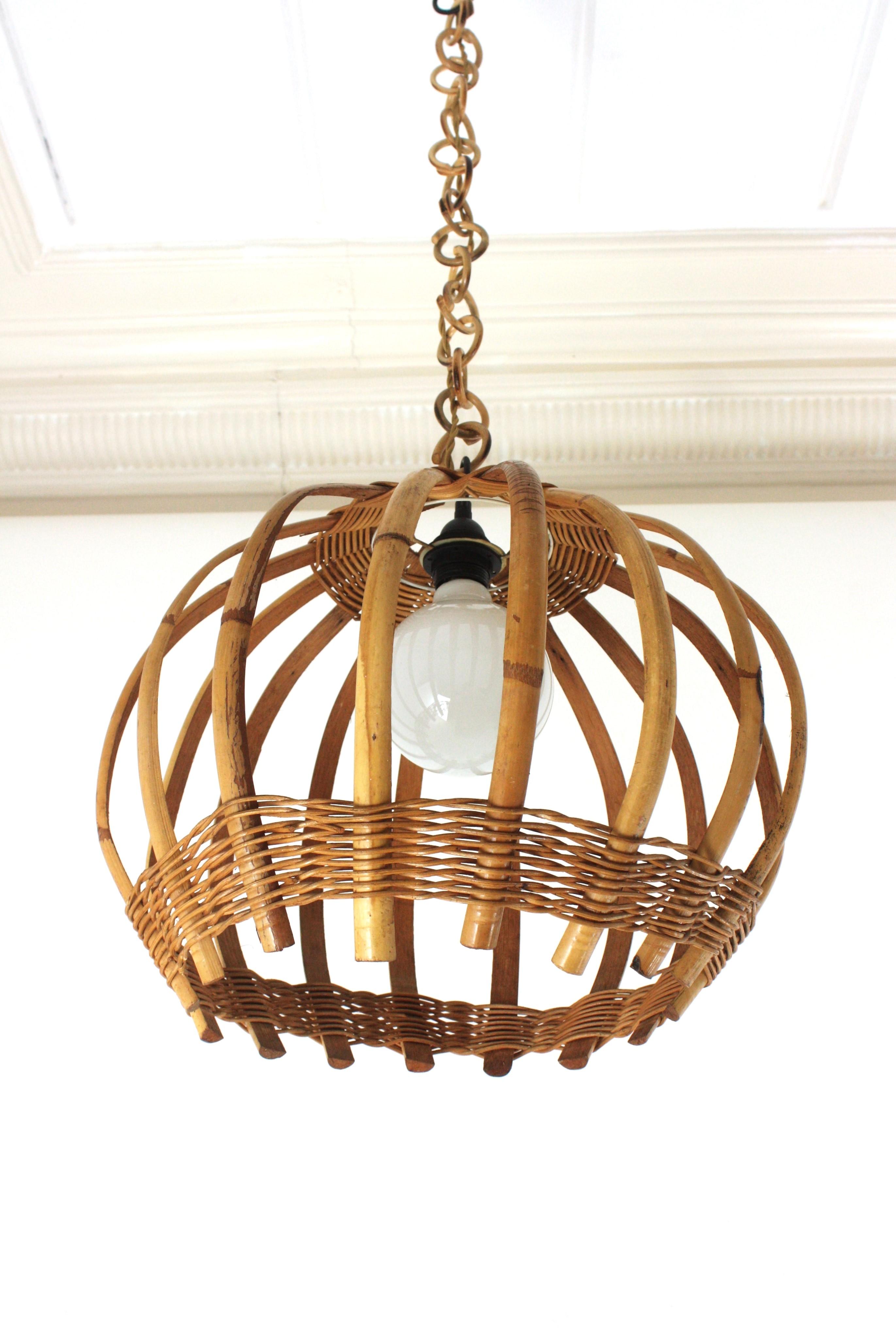 1960s Large Bamboo Rattan Round Shaped Pendant Light with Woven Wicker Detail For Sale 1