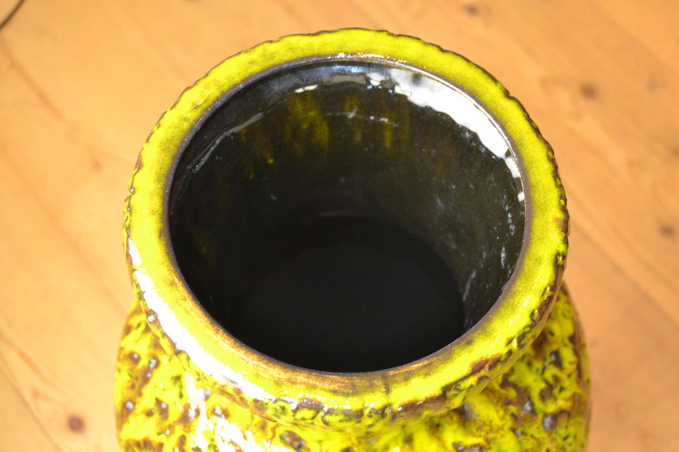 20ième siècle vase en céramique des années 1960:: jaune:: vert:: marron:: Allemagne de l'Ouest