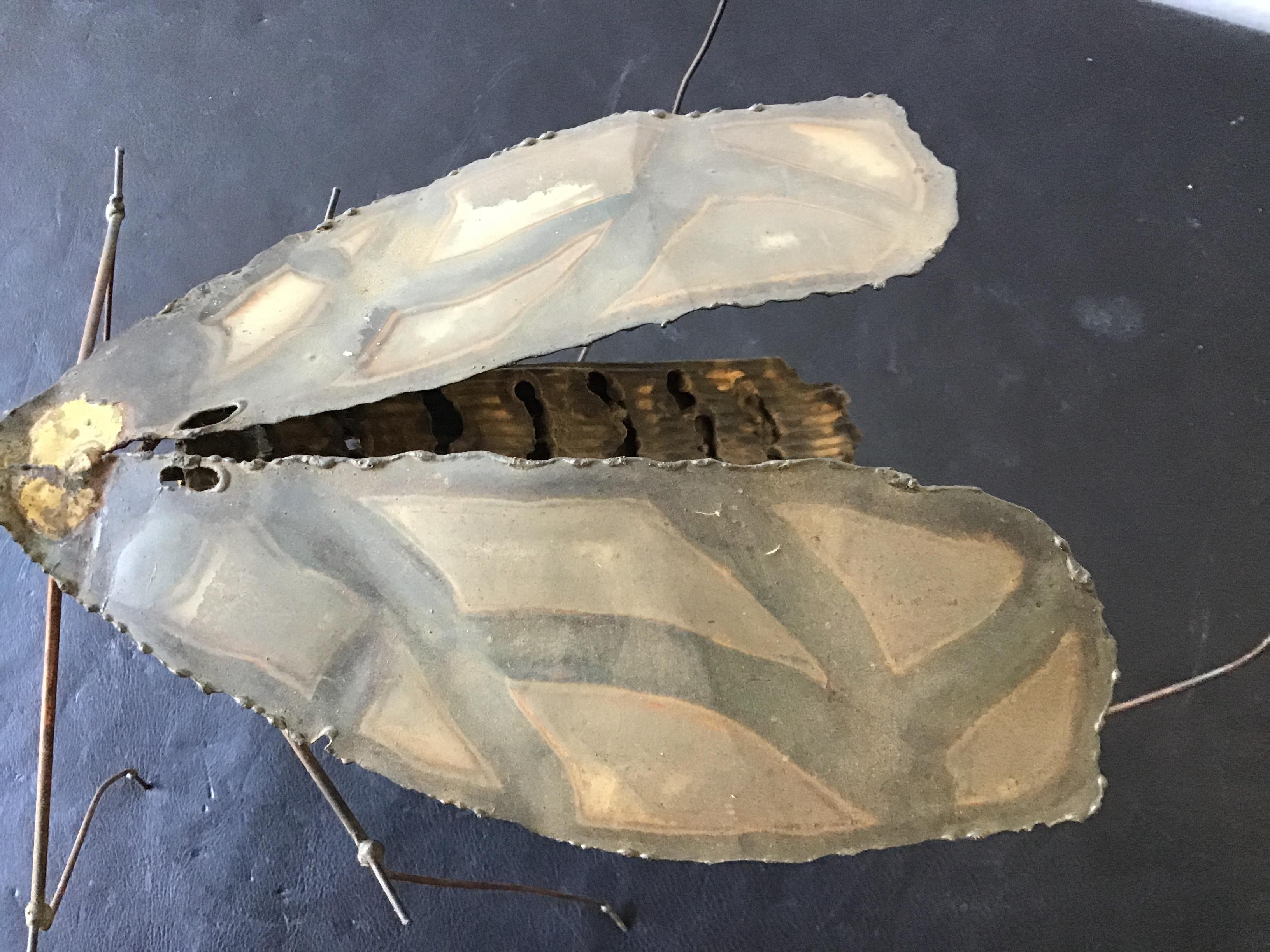 Scultura di zanzara in ottone di grandi dimensioni del 1960, firmata in vendita 5