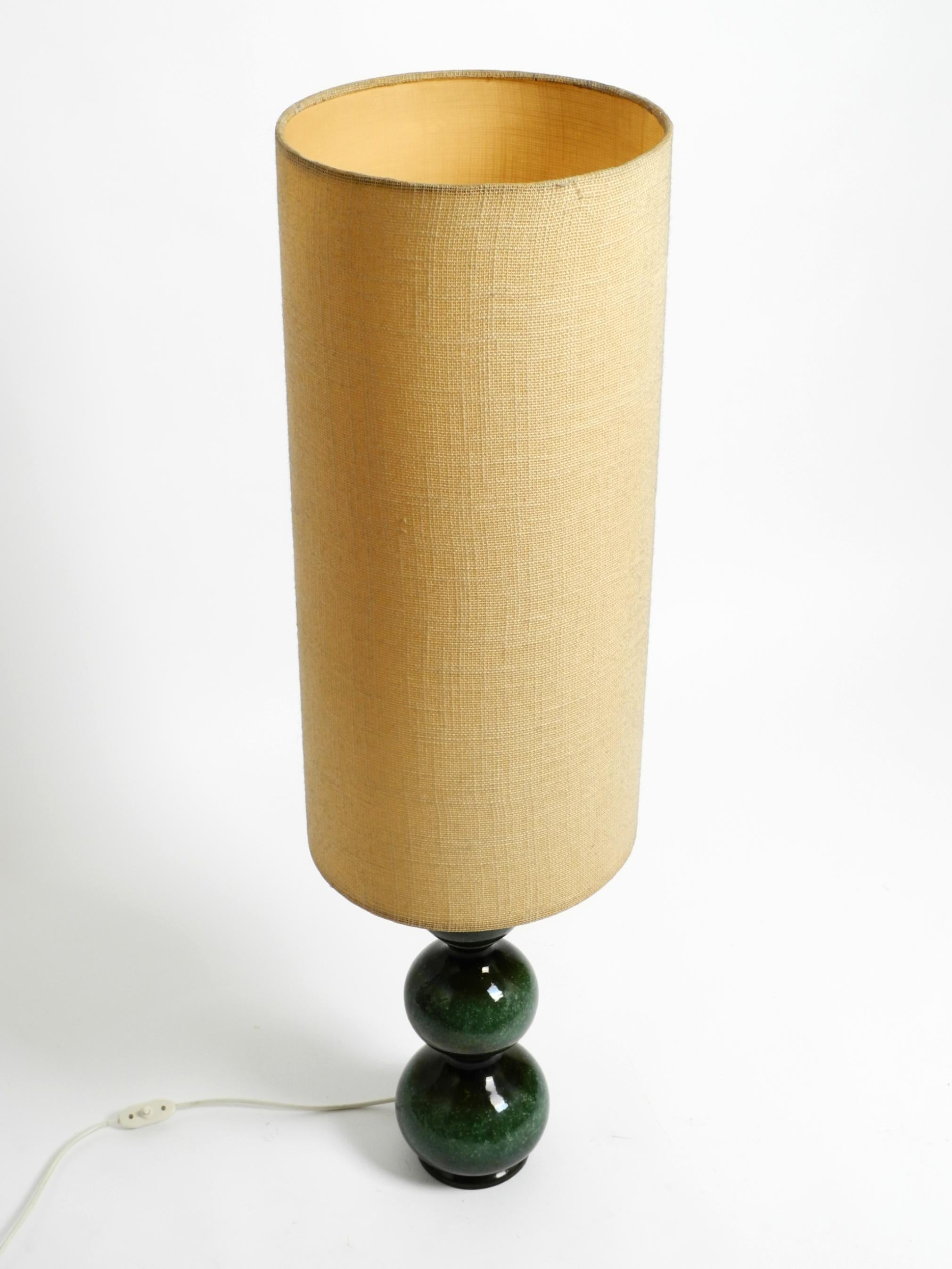 Ère spatiale Grand lampadaire ou table en céramique des années 1960, vert et noir, par Kaiser Leuchten en vente