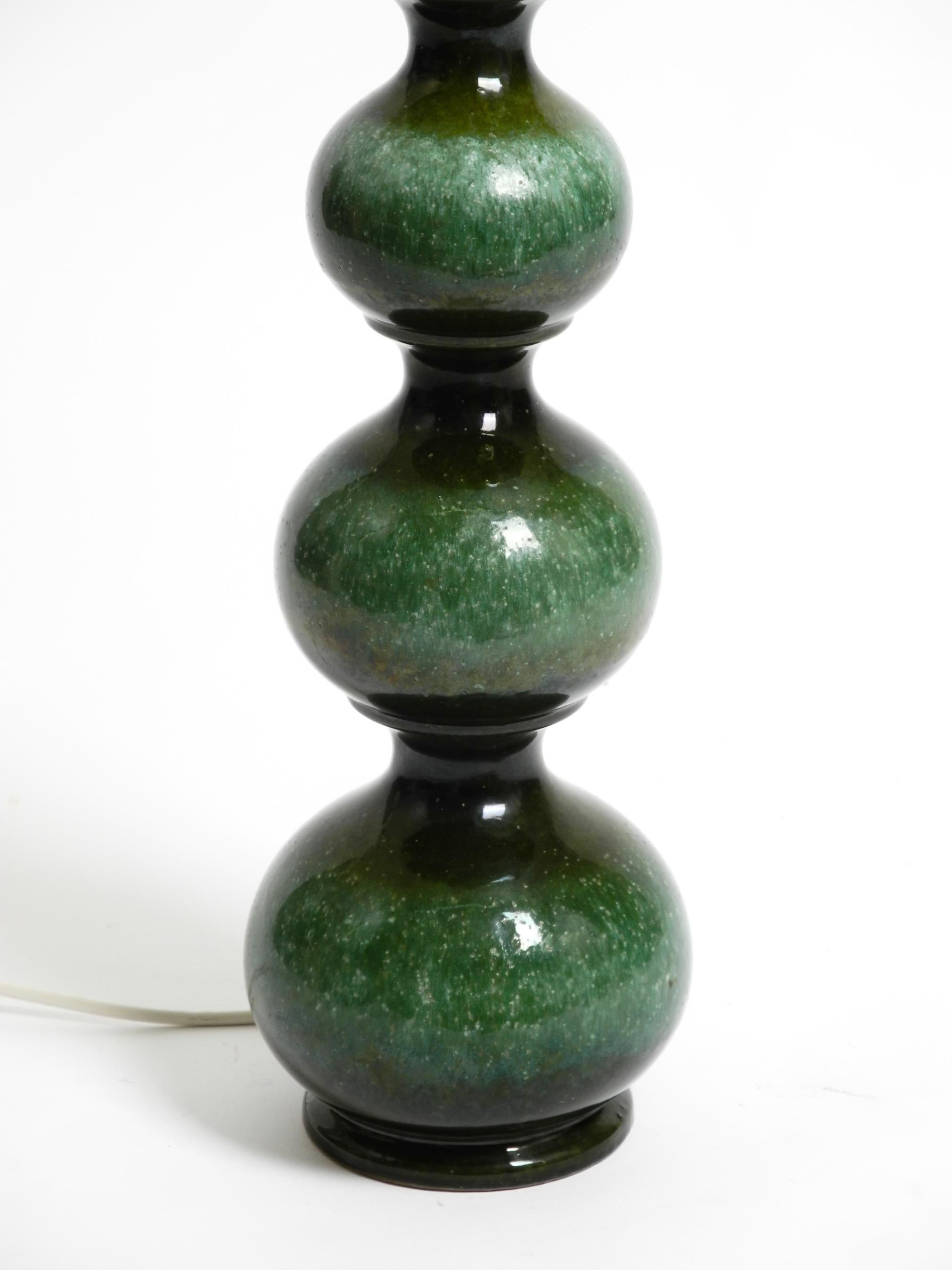 Céramique Grand lampadaire ou table en céramique des années 1960, vert et noir, par Kaiser Leuchten en vente