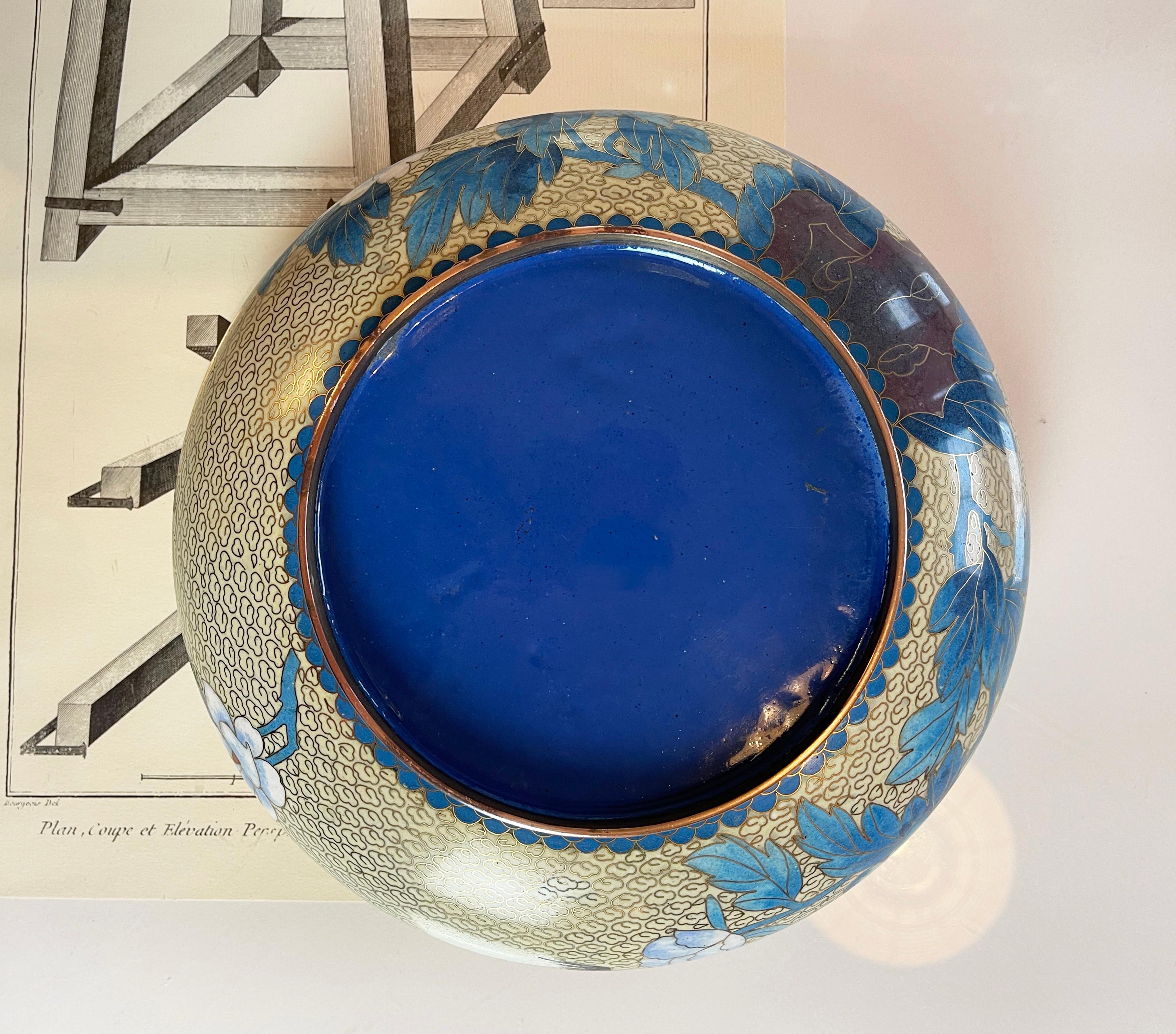1960s Large Chinese Cloisonné Bowl Blue Beige Enamel Inlay Birds & Chrysanthemum 4