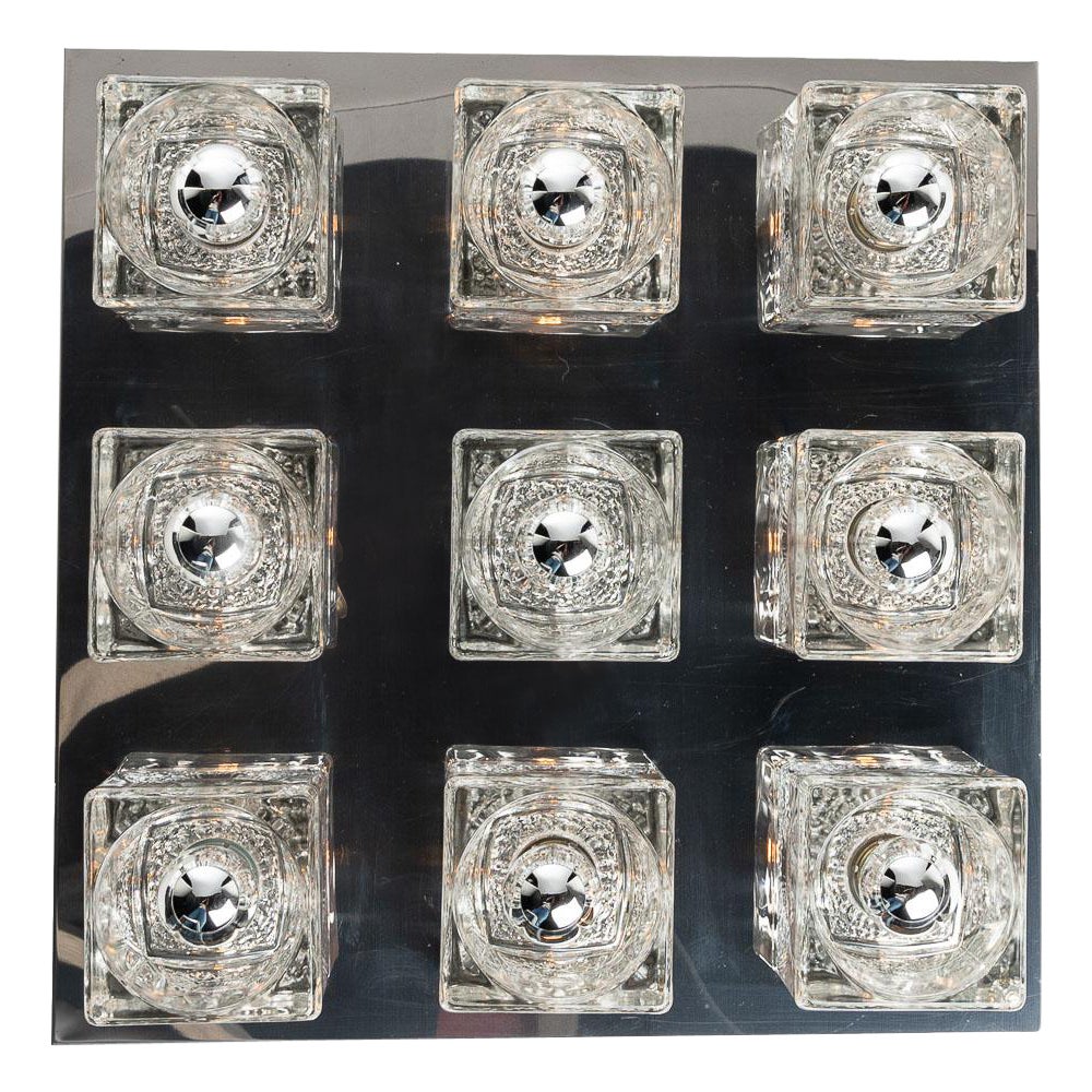 Lámpara de mesa grande de cromo y cristal de los años 60 atribuida a Peill & Putzler