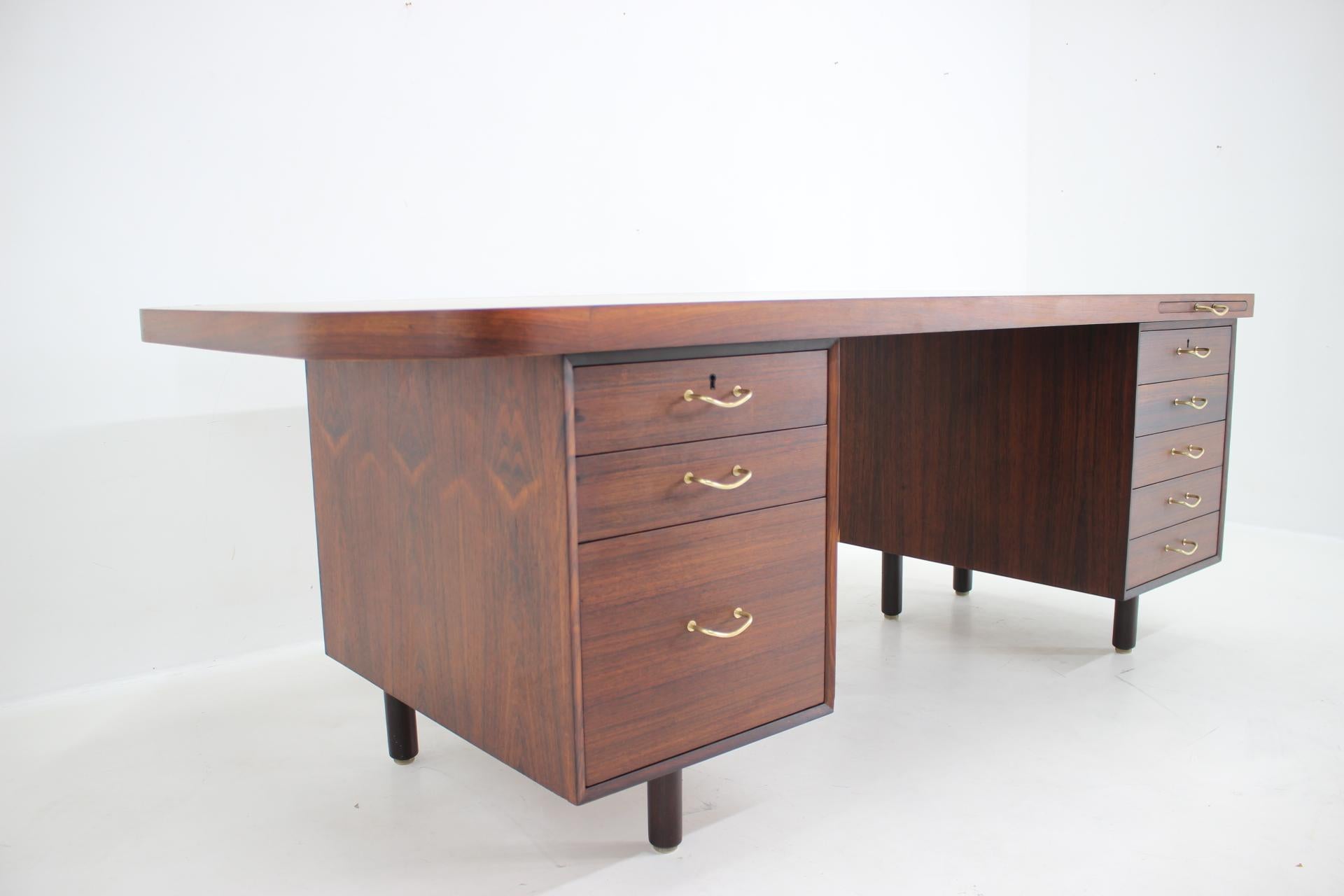 Mid-20th Century 1960s Large Exclusive Free Standing Palisander Desk For Sale
