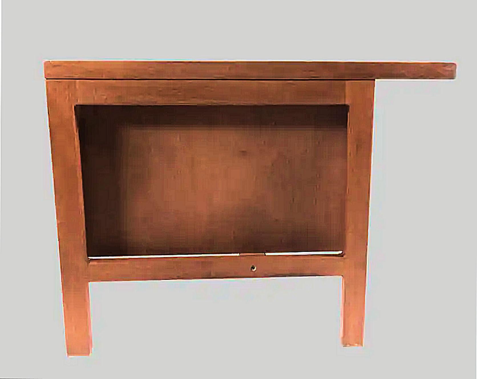 1960s large fully restored executive desk in teak designed by Arne Vodder for Sibast Møbler.

The well designed spacious desk is evidence of Arne Voders sense of design an proportions and the skills and deep understanding of proportions and design