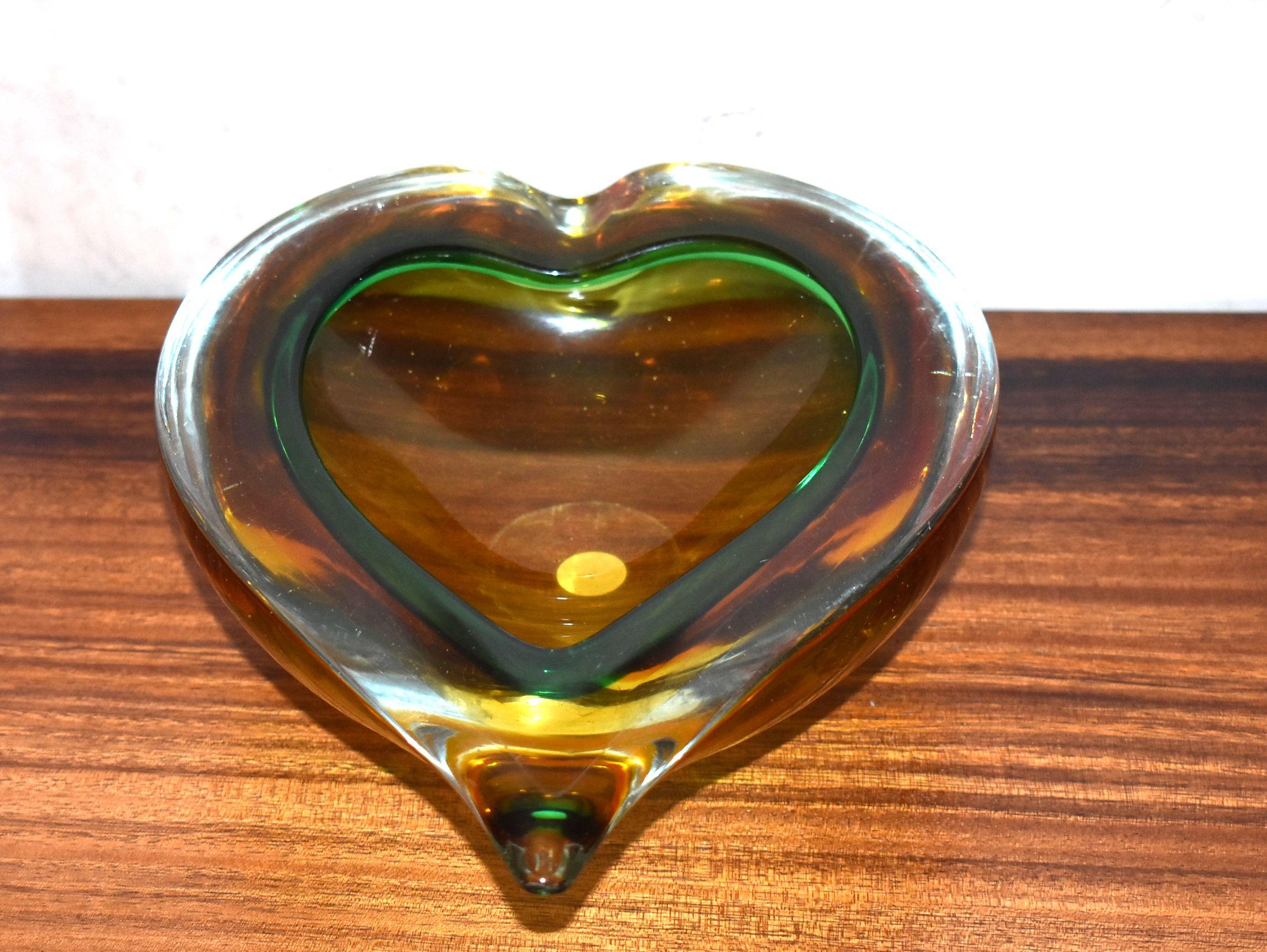 heart shaped glass bowl