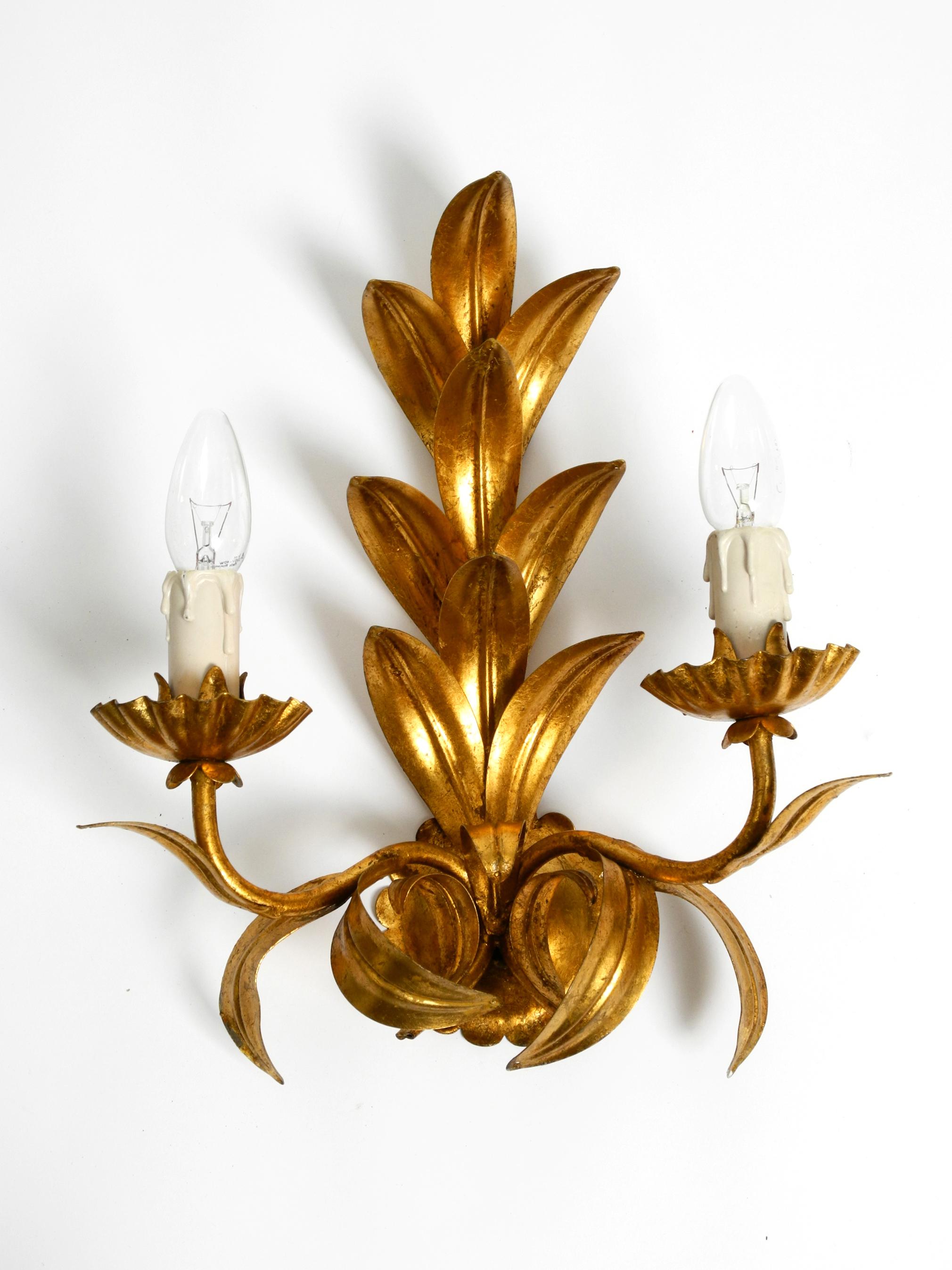 1960s, Large Italian Gilded Florentine Wall Lamp For Sale 4