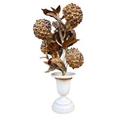 1960s Large Italian Gilt Metal Hydrangeas Tole Planter Table Lamp