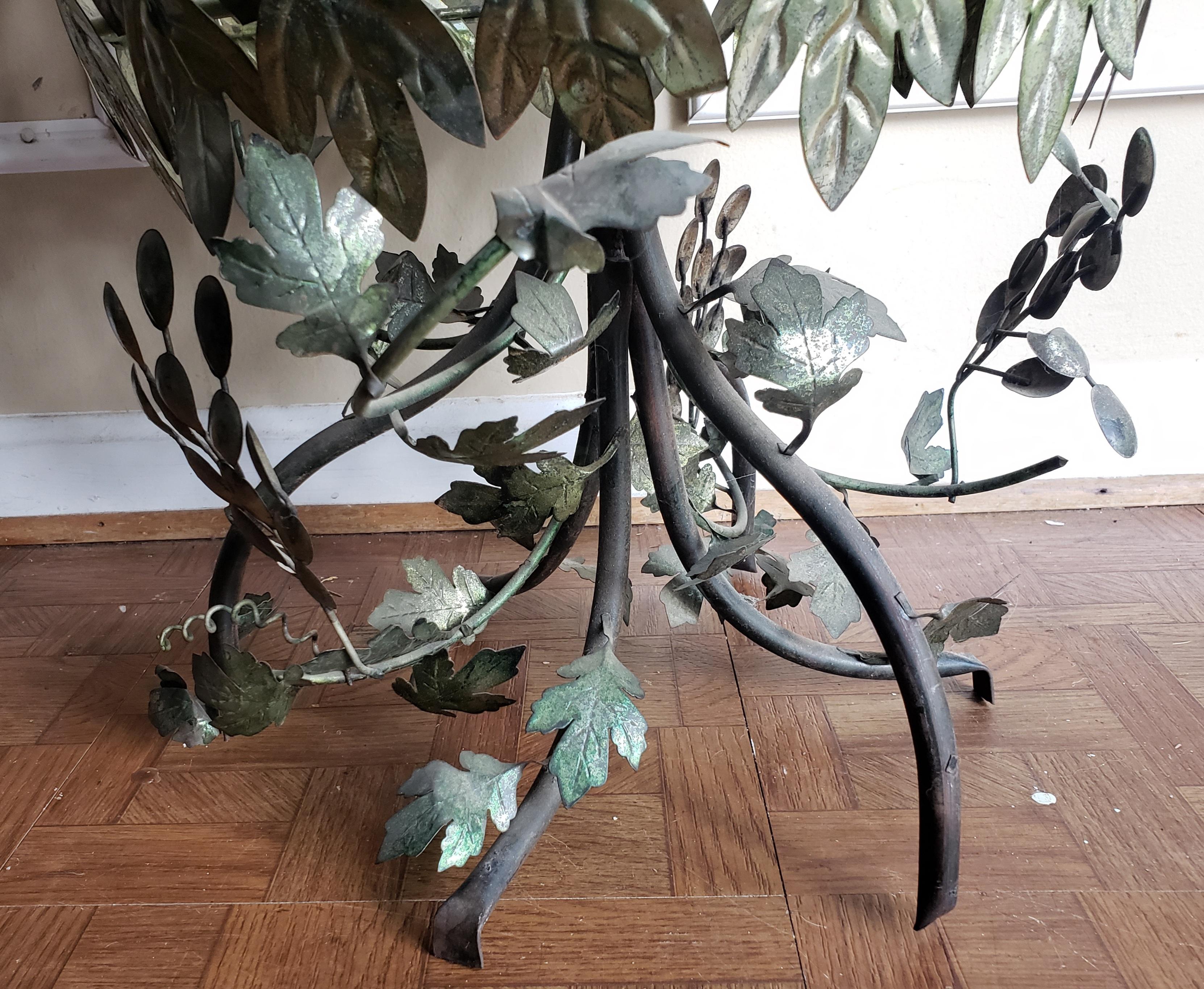 Metalwork 1960s Large Italian Handmade Iron and Tole Decorative Fruit and Leaf Vase Stand For Sale