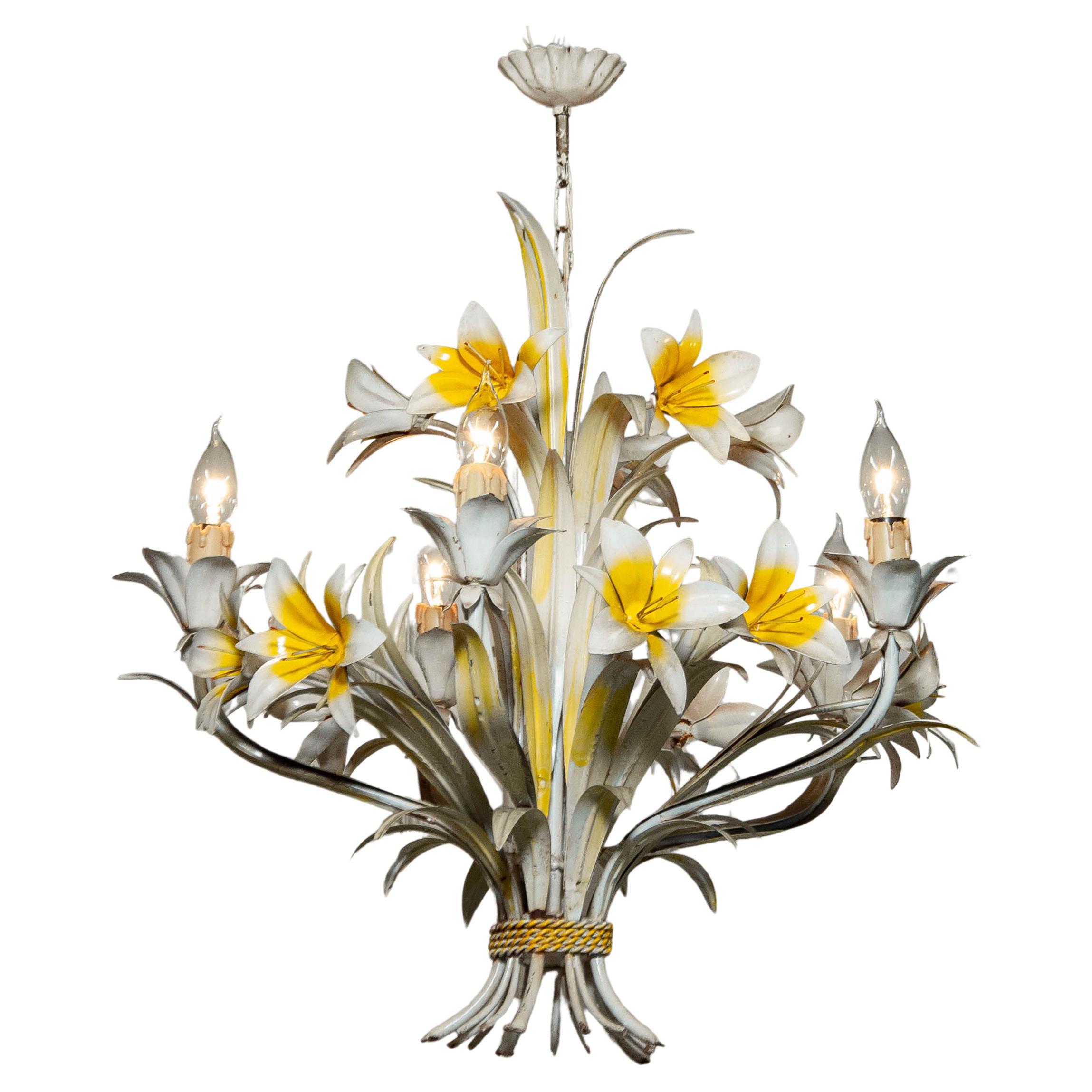 Lampadario Lely Tole in metallo anni 
60 di grandi dimensioni in vendita