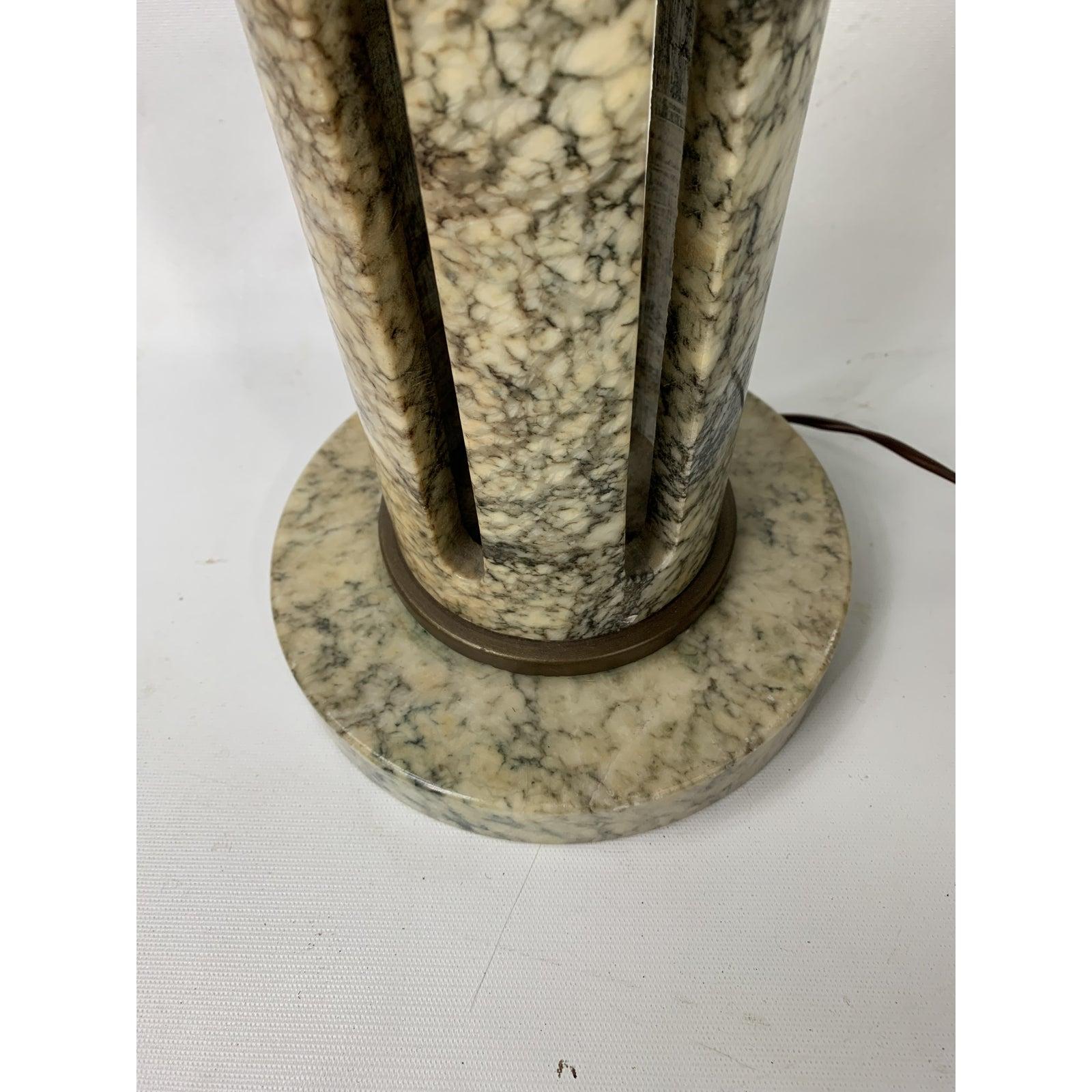 1960s Large Mid-Century Modern Alabaster Table Lamp For Sale 1
