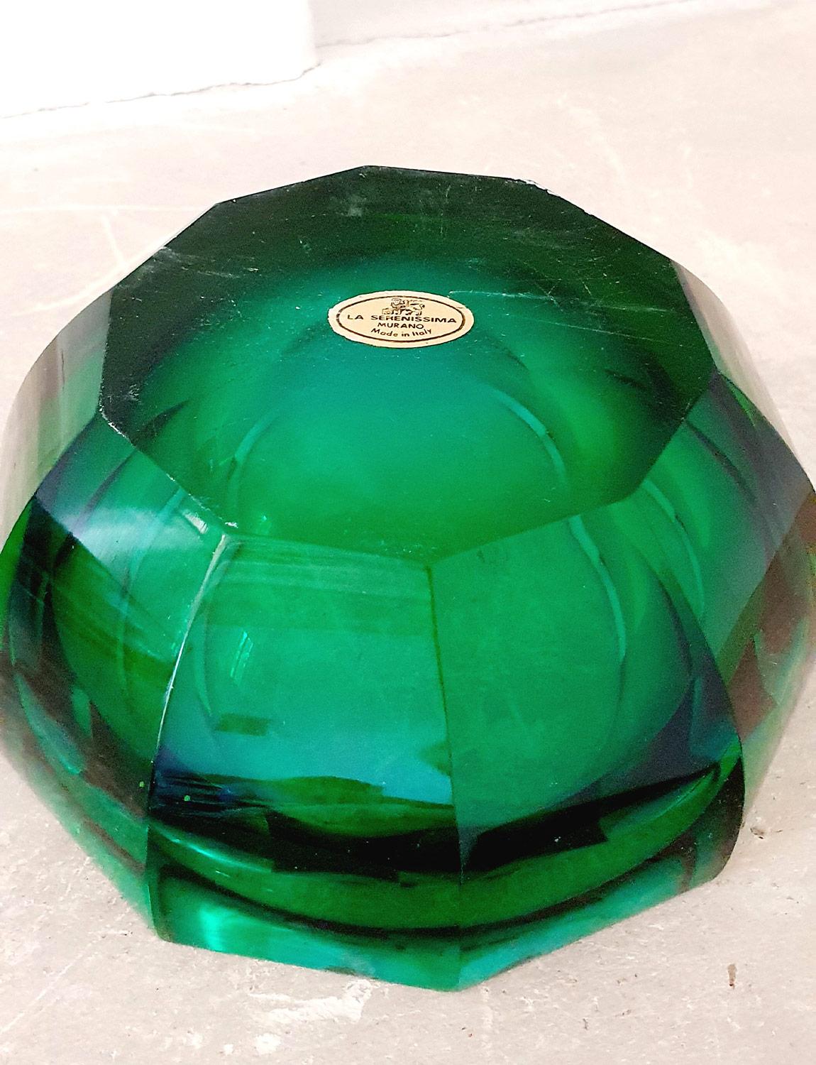 1960s Large Murano Glass Green Bowl In Good Condition In Roma, IT