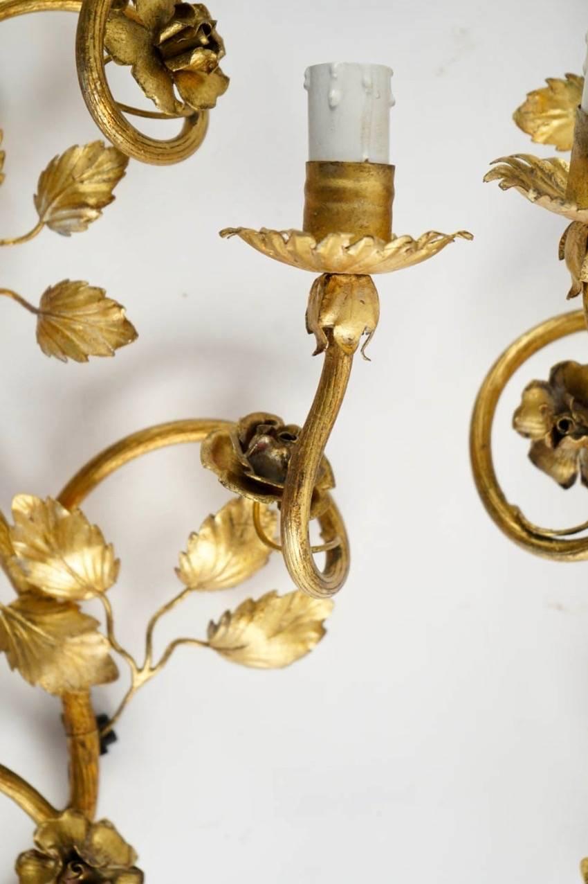 1960s Large Pair of Maison FlorArt Gilded Sconces In Good Condition In Saint-Ouen, FR