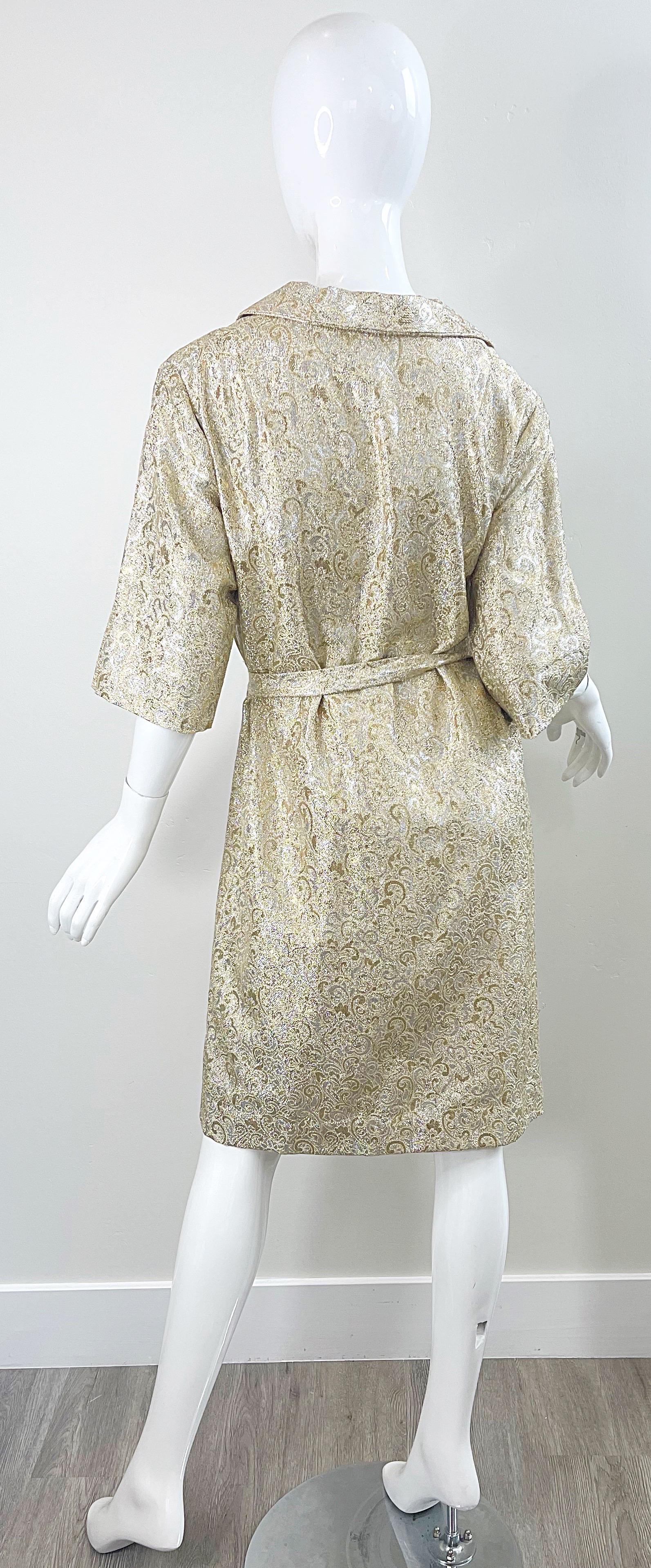 1960s Large Plus Size Gold Silver Silk Brocade Vintage 60s Belted Shirt Dress For Sale 6