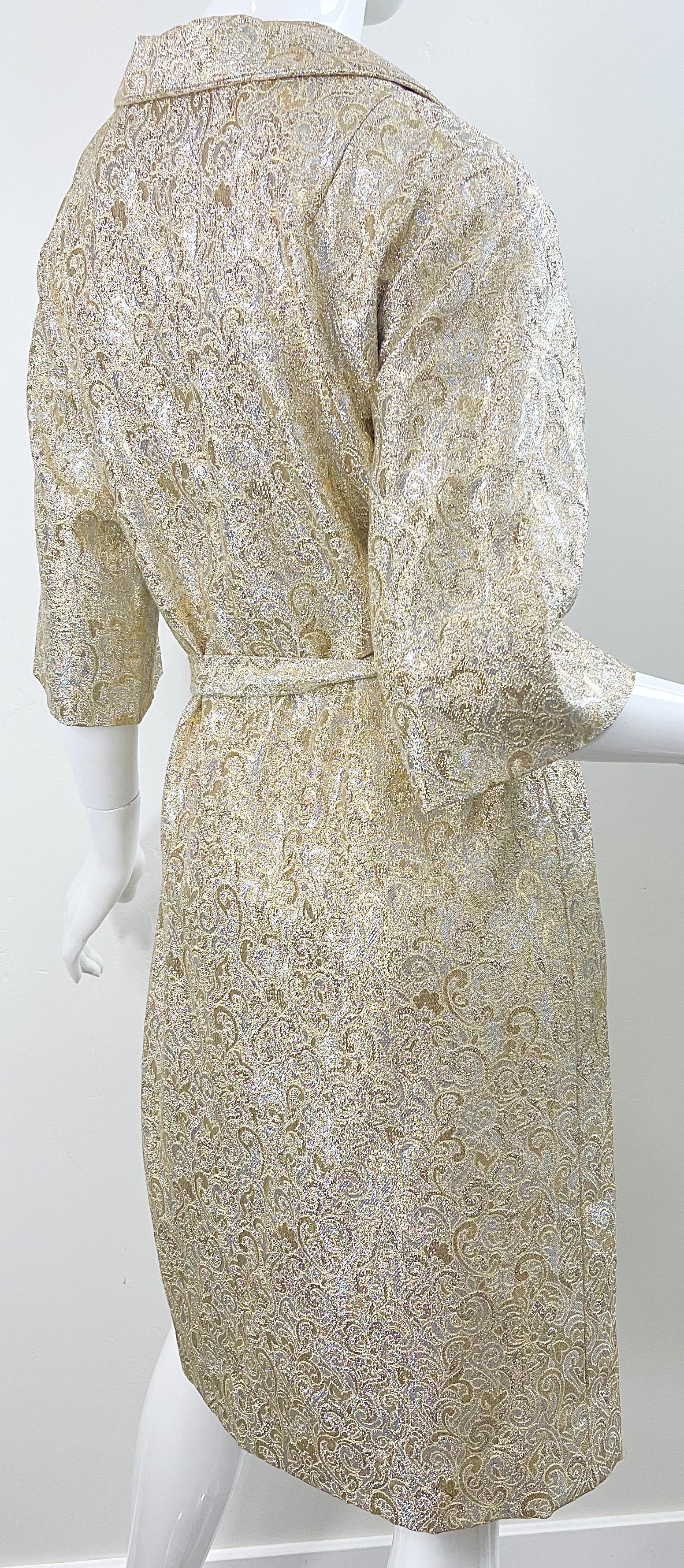 1960s Large Plus Size Gold Silver Silk Brocade Vintage 60s Belted Shirt Dress For Sale 8